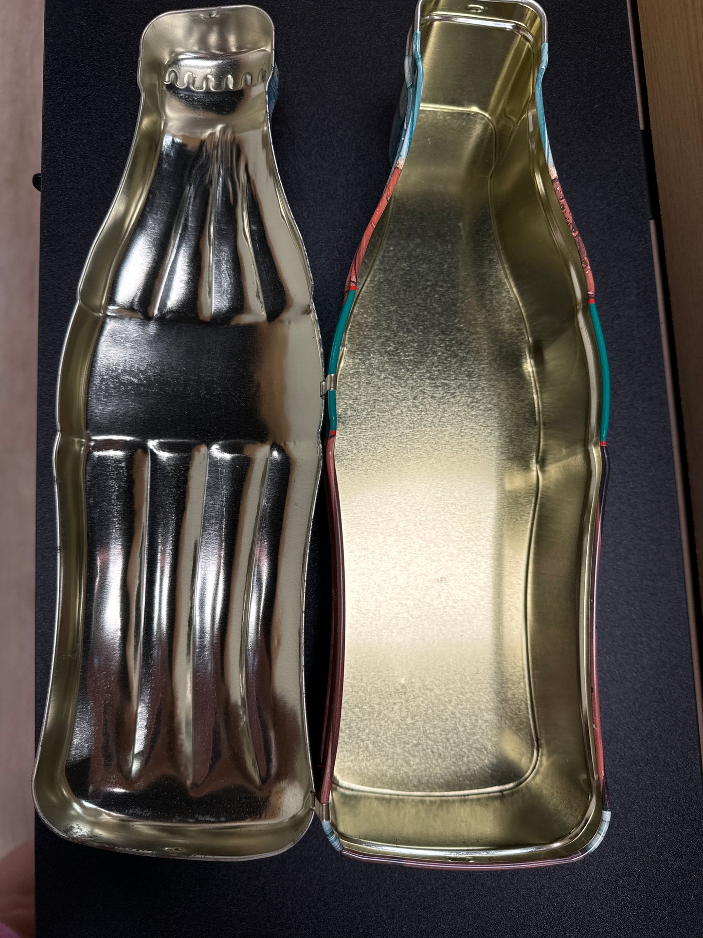 1999 Coca-Cola Christmas Tin (Coke)