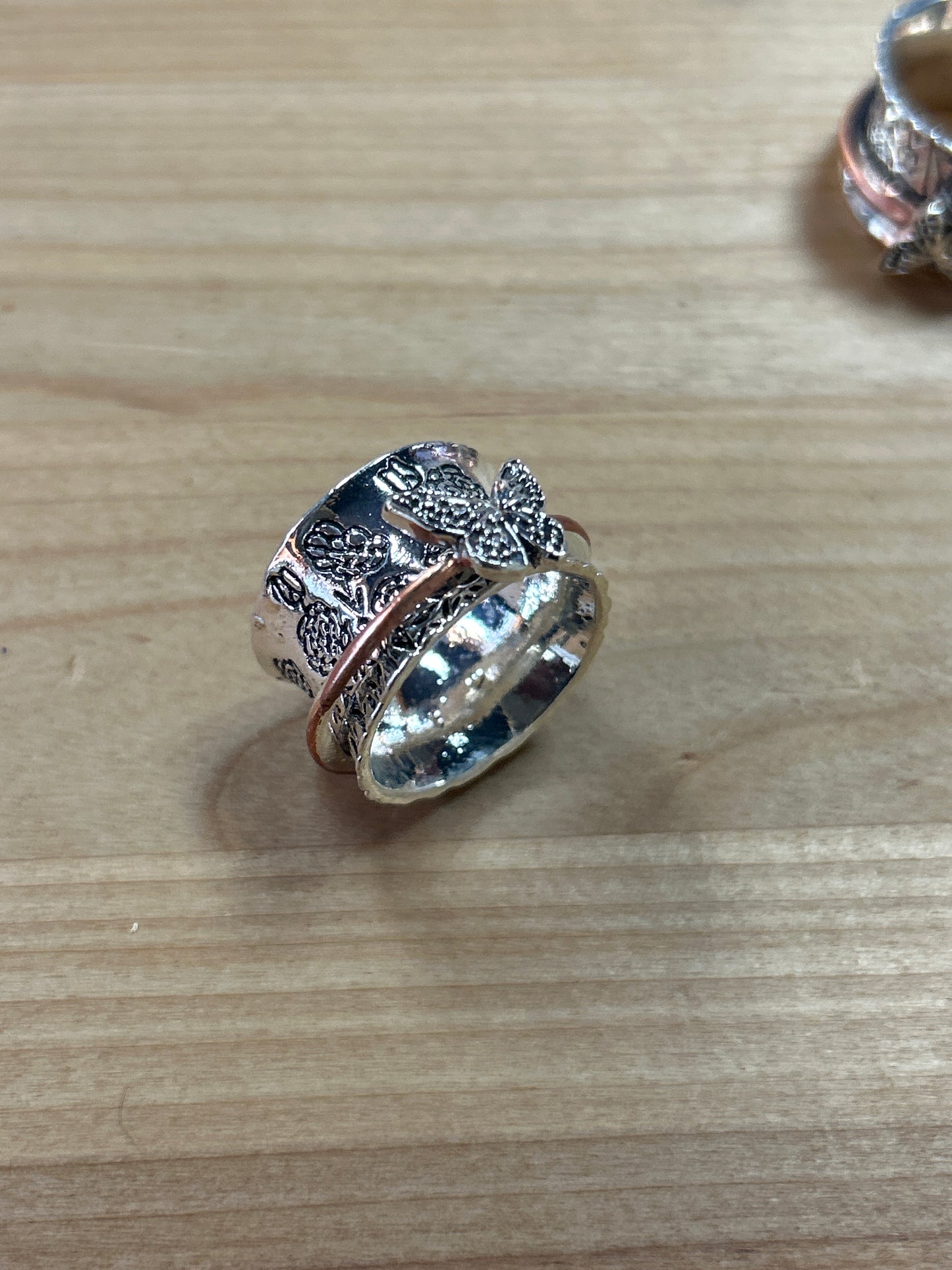 Double Butterfly Ring size 7