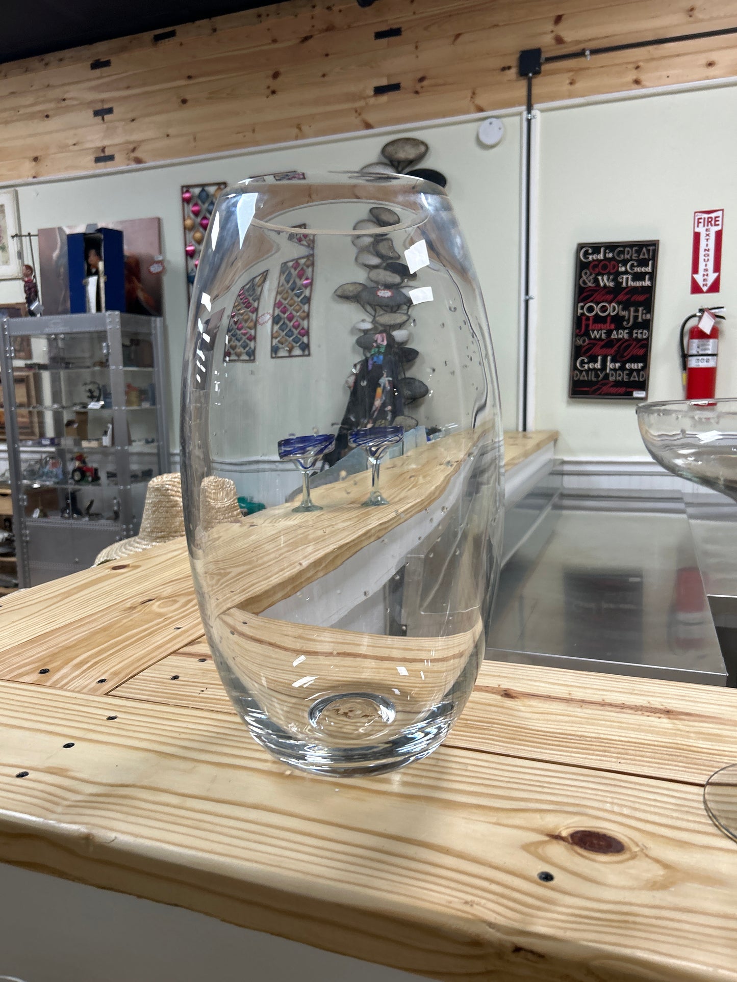 Clear large glass vase (thick)