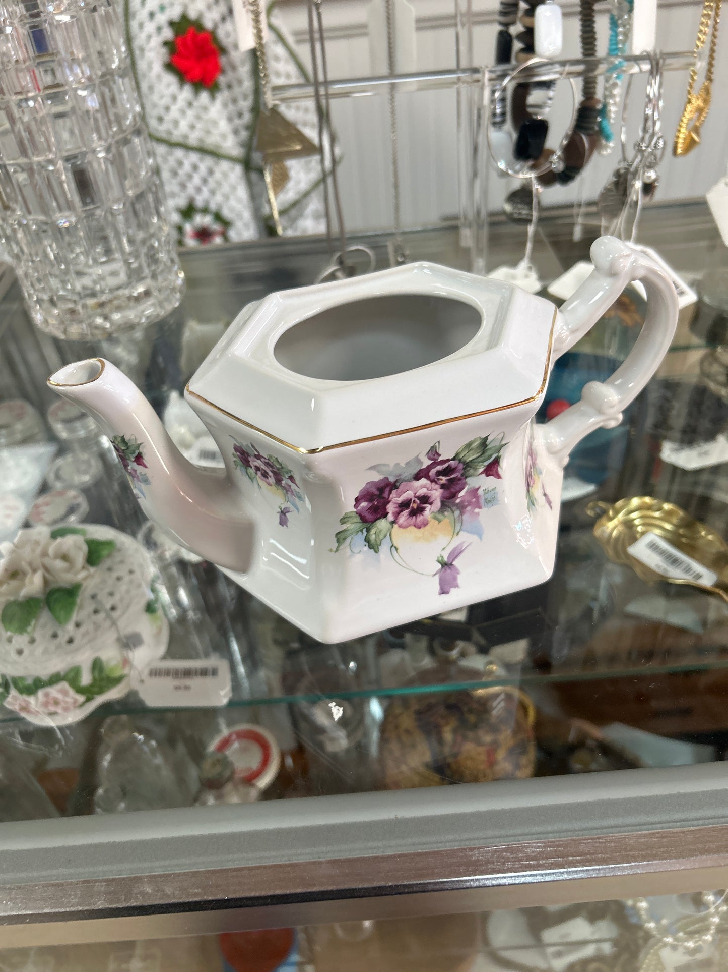 Left on Tea Pot (no lid)
