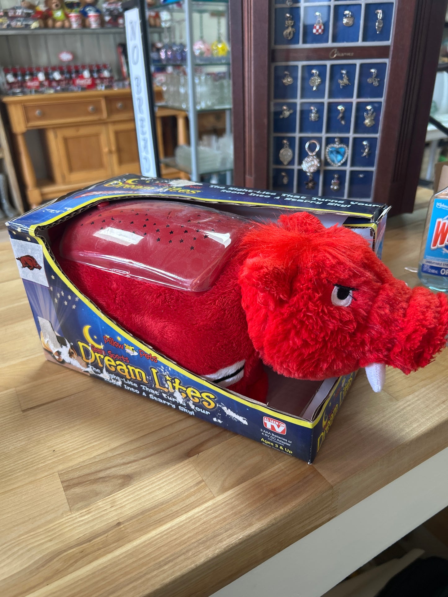 Dream Lites Razorbacks (new but box is a little worn)