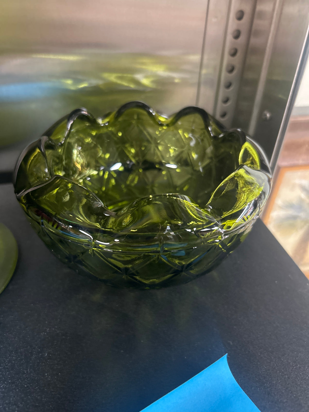 Vintage Indiana Glass green rose bowl in the Duette Quilted Diamond pattern