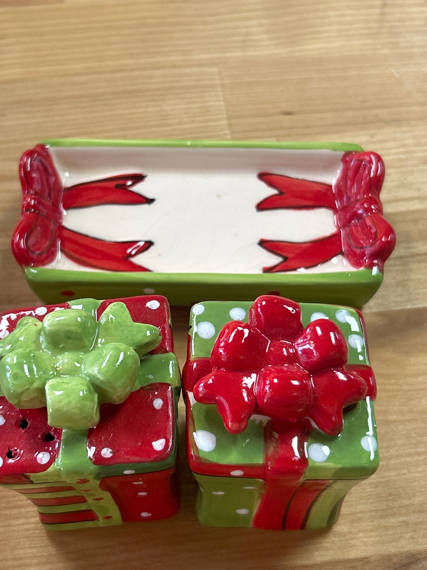 Vintage Christmas Presents Salt and Pepper Shakers With Tray