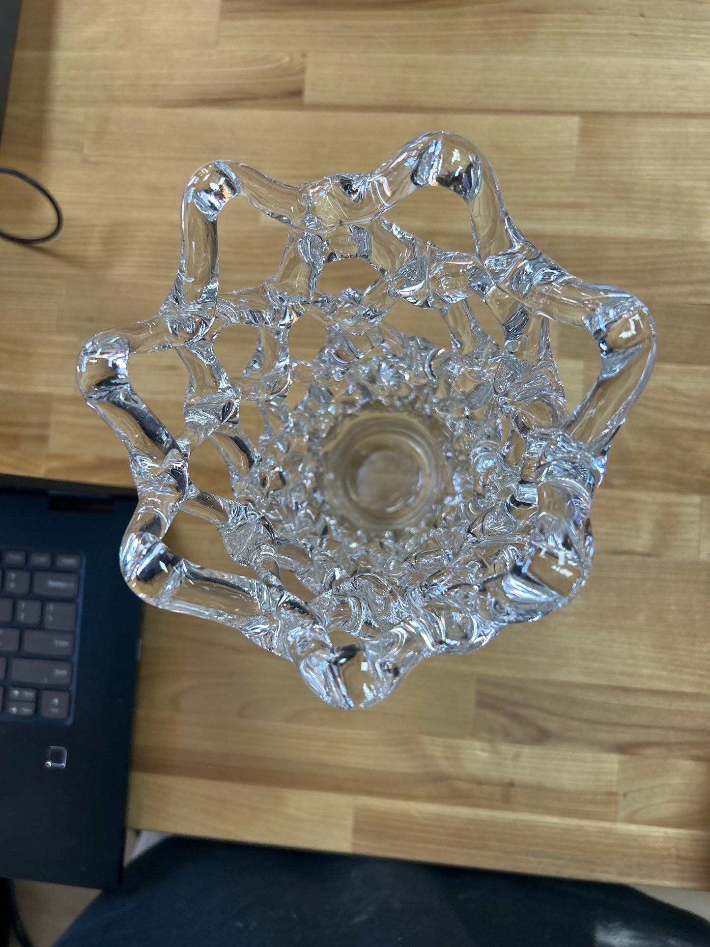 Vintage Lattice Web Design Art Vase 11.5” Very Nice
