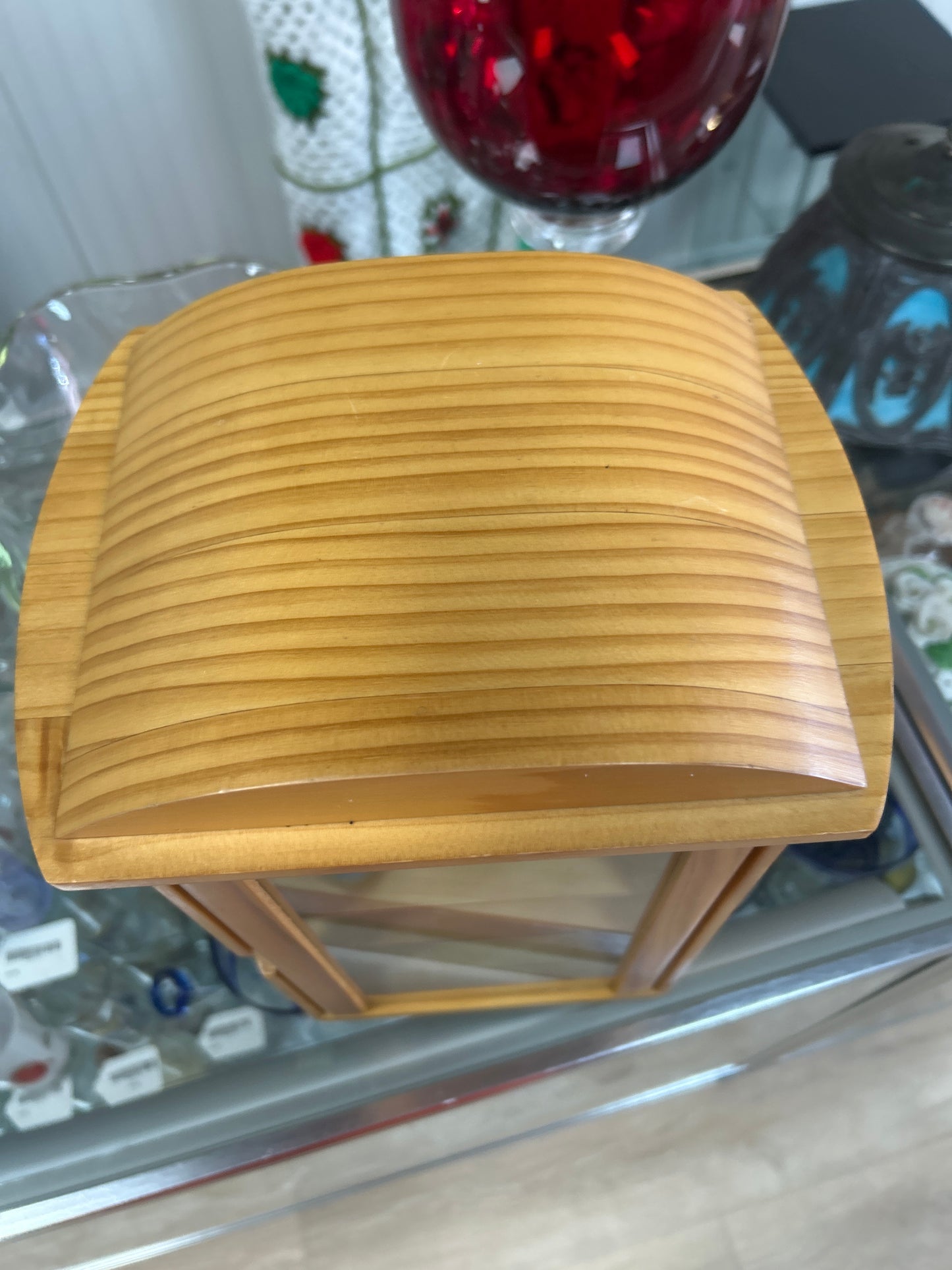 Wood jewelry display