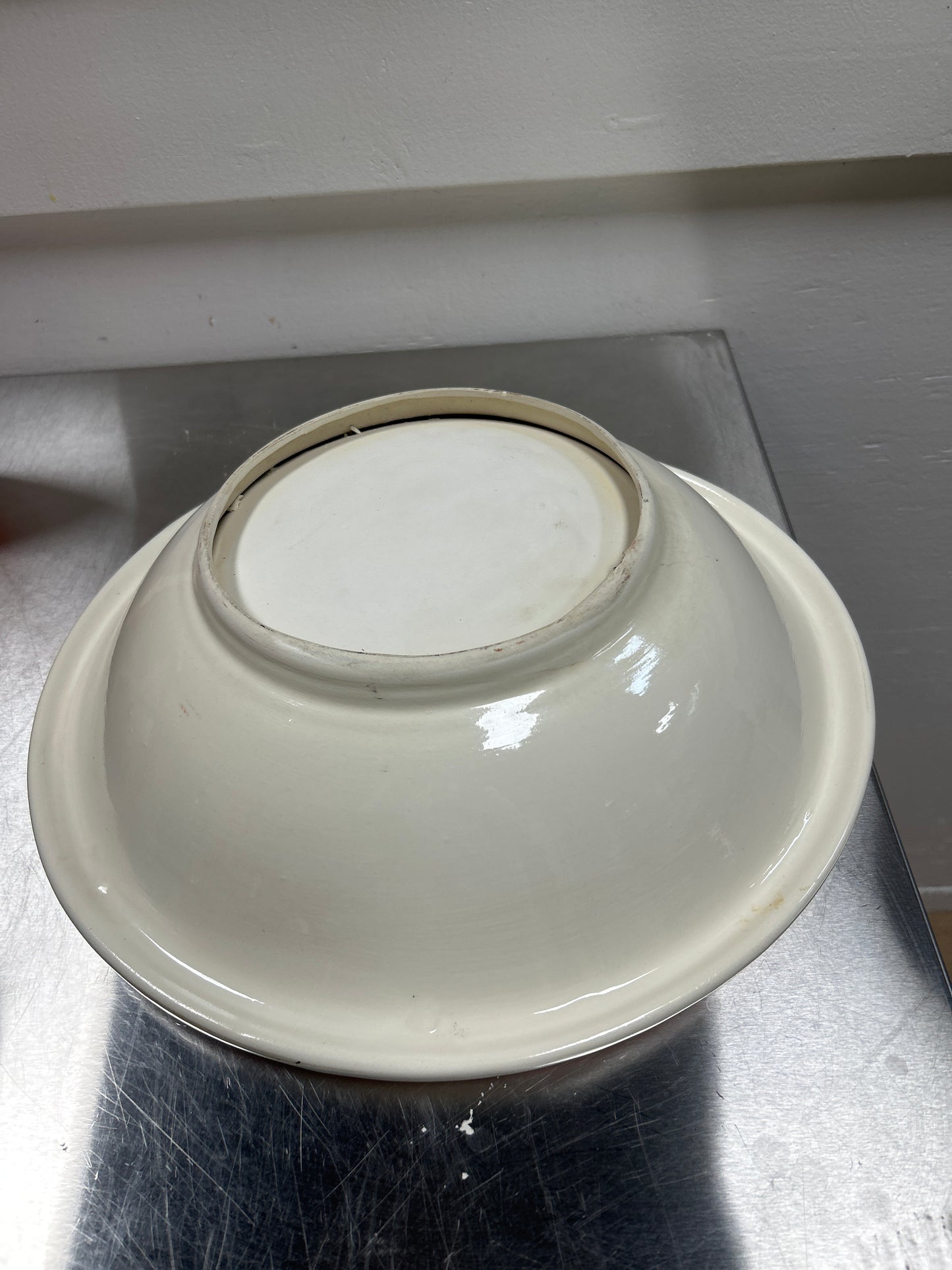 Pink and white wash basin