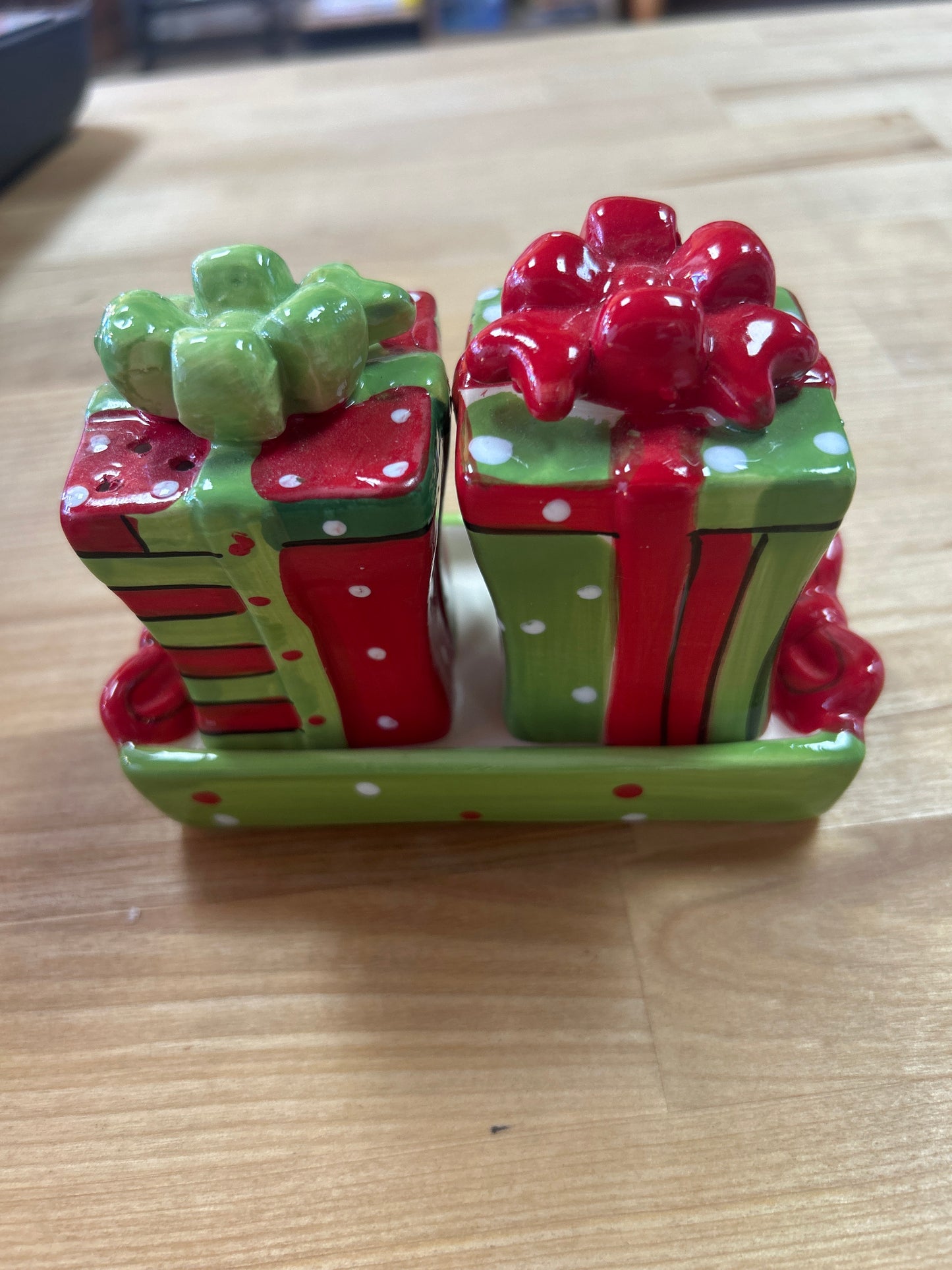 Vintage Christmas Presents Salt and Pepper Shakers With Tray