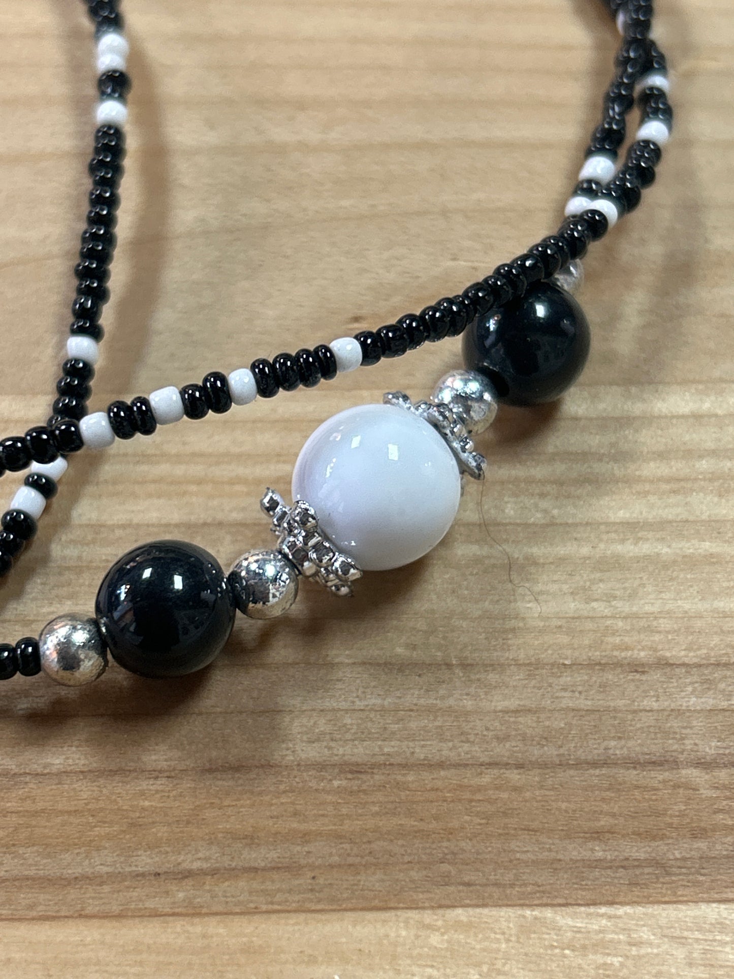 Black and white triple Necklace 43025-7