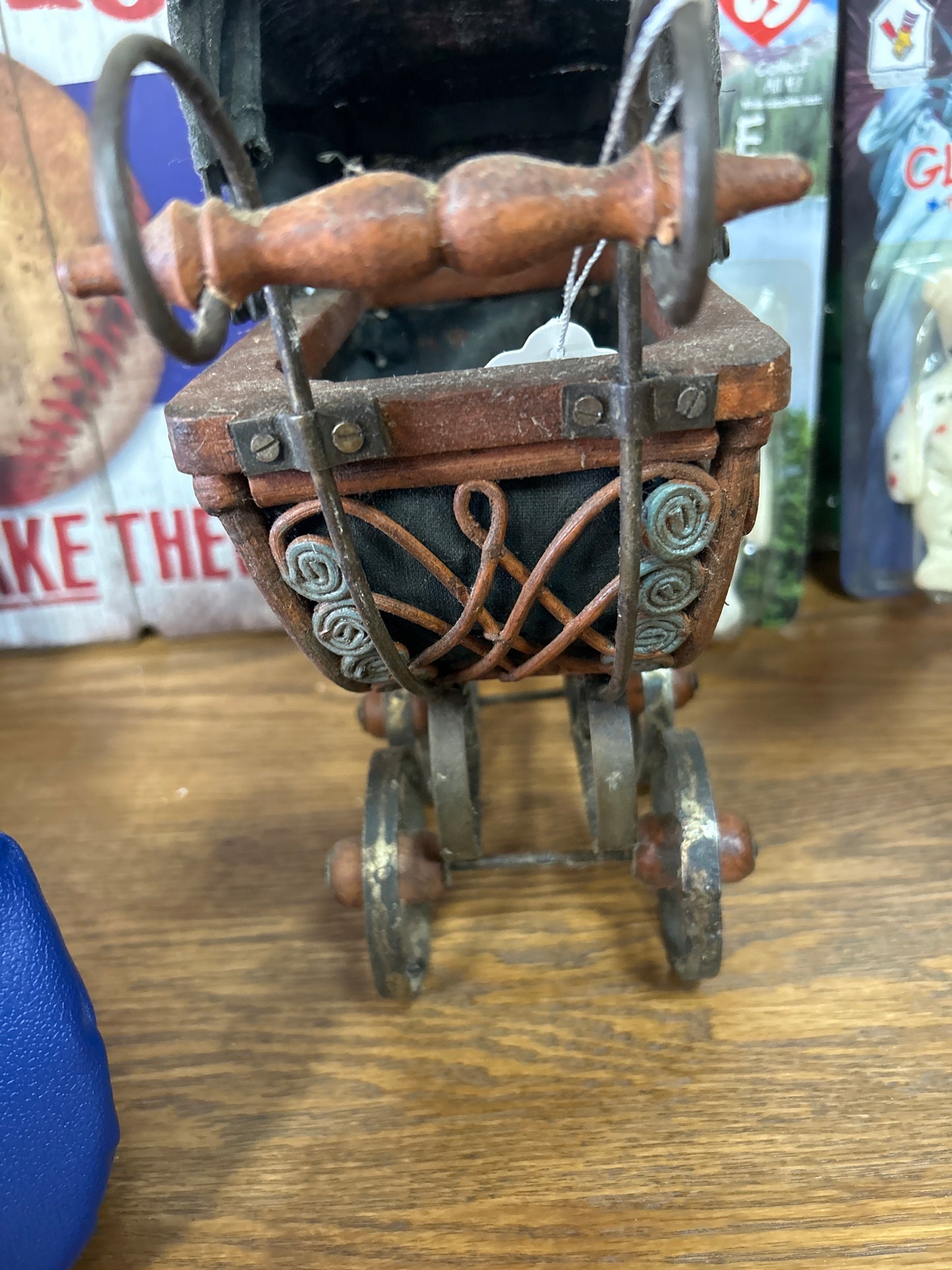 Vintage Doll Stroller 11” (to top of shade)