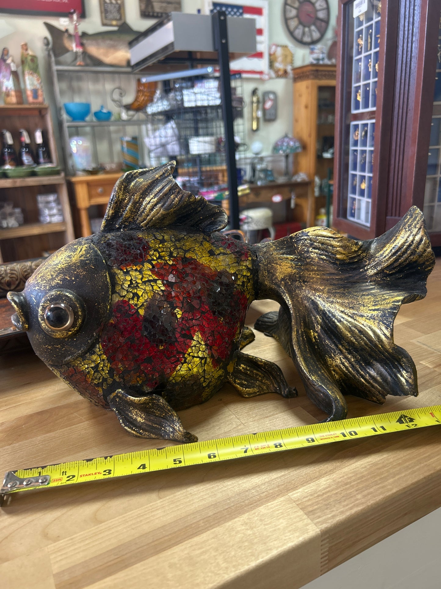 VINTAGE MOSAIC GLASS "BIG EYED" GOLDFISH FIGURINE STATUE - HEAVY