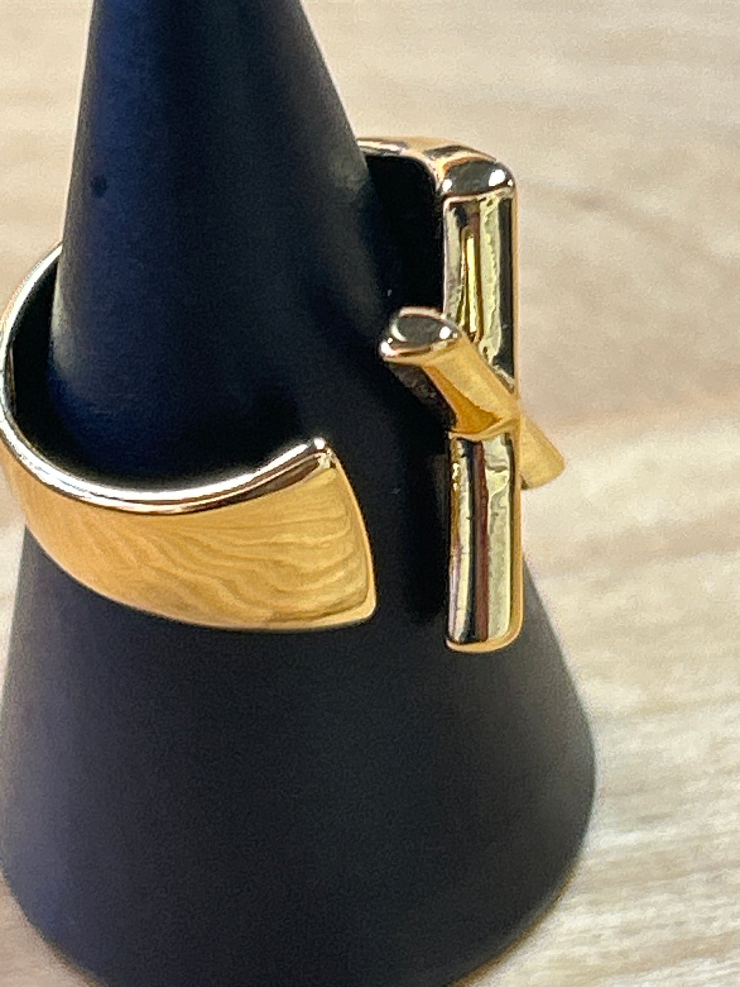 Gold tone X ring size 5