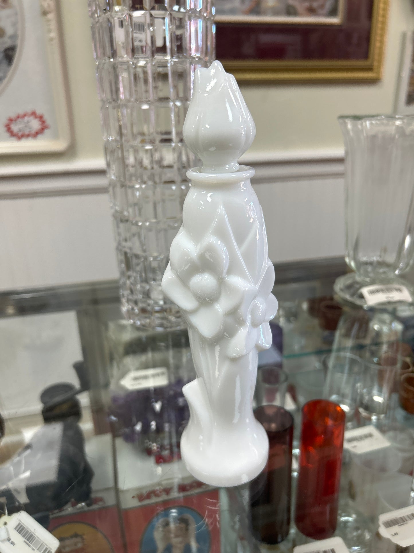 Vintage Collectible Avon Milk Glass Floral Bud Vase