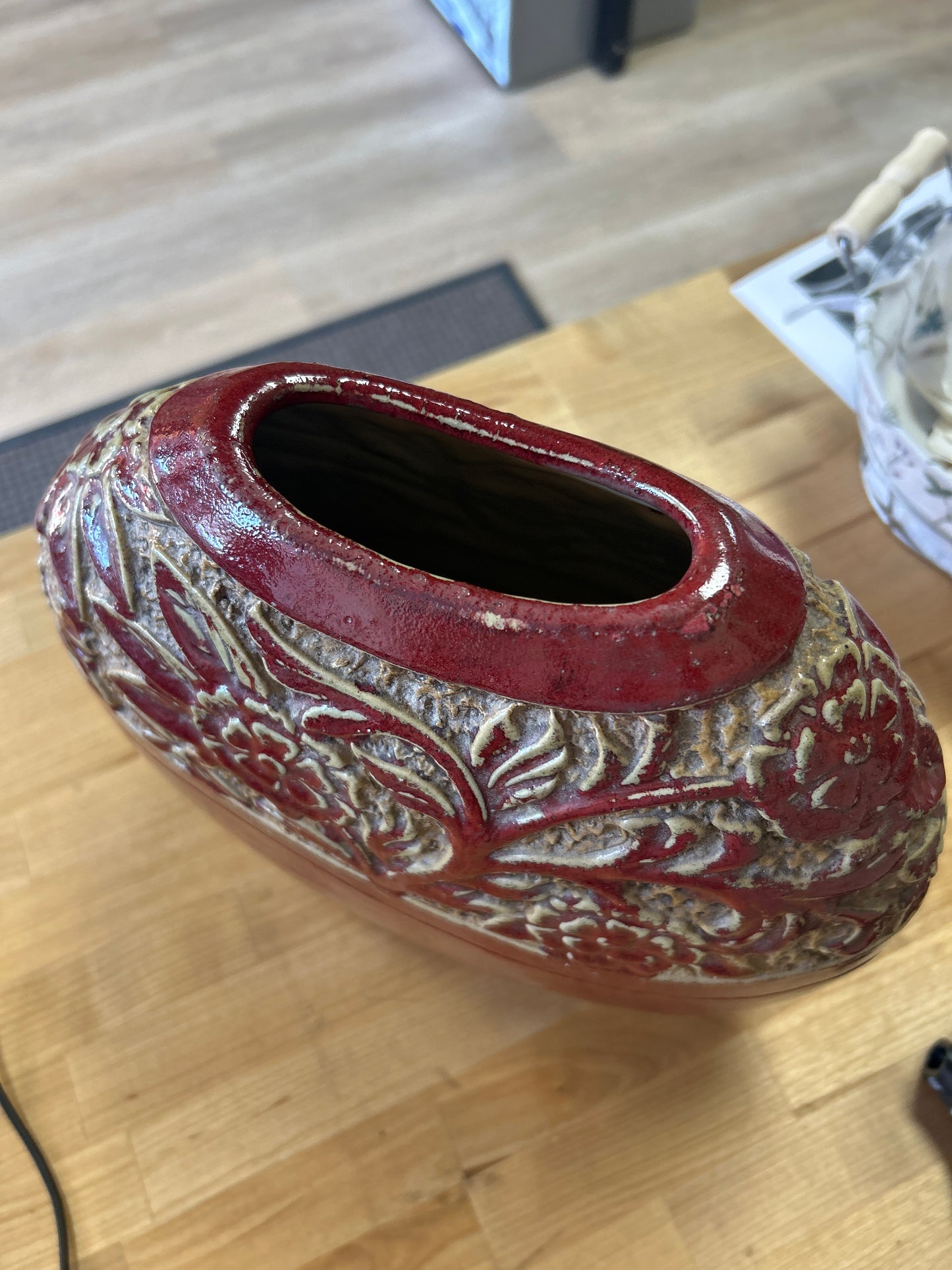 Vintage red beige oval large vase with flowers