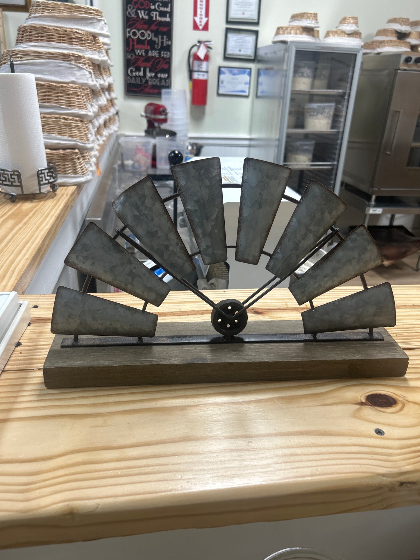 Everydecor Galvanized Half Windmill Decor
