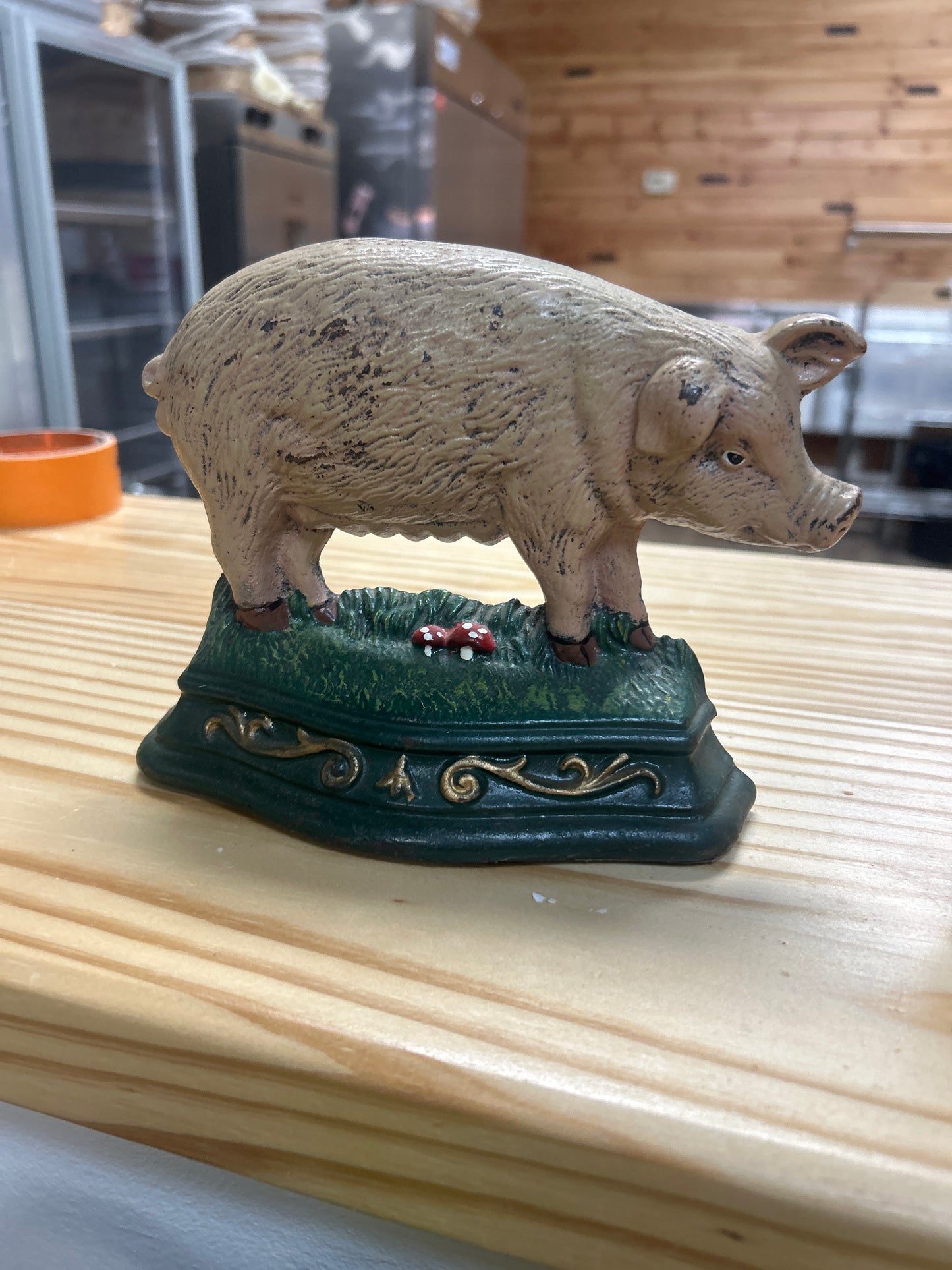 vintage cast iron pig doorstop by Wright Studios