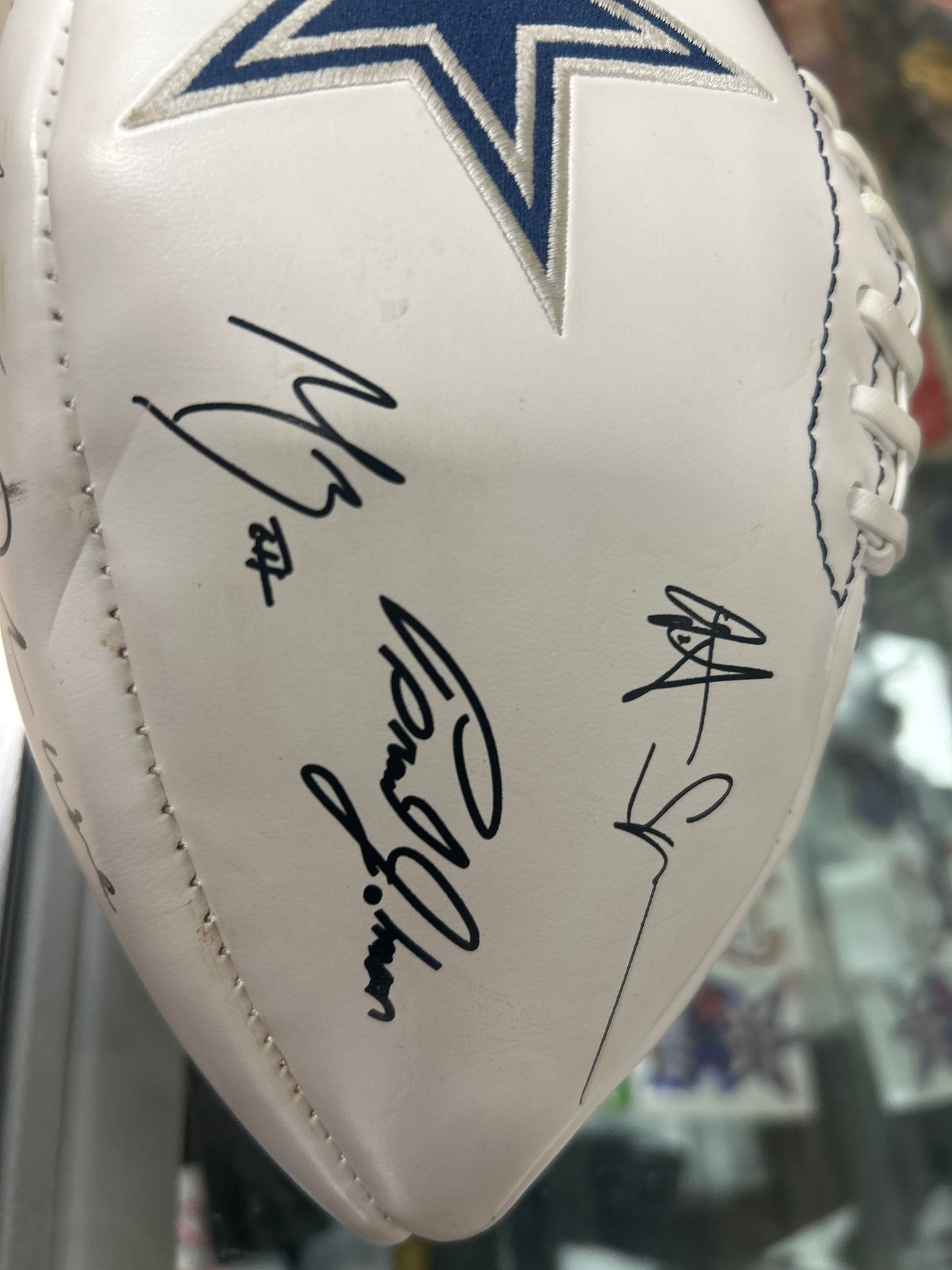 Dallas Cowboy Signed Football 20 signatures (no docs)
