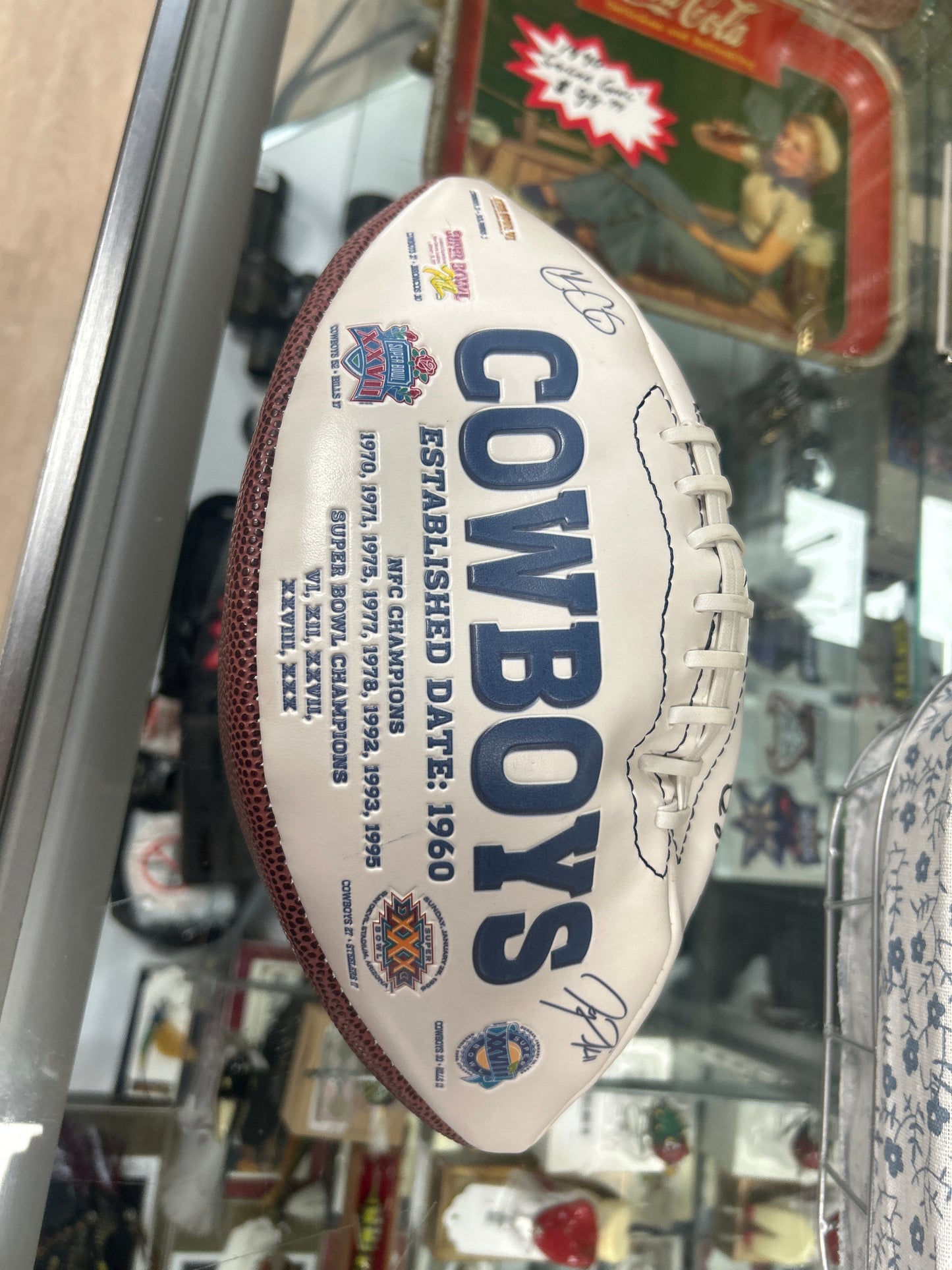Dallas Cowboy Signed Football 20 signatures (no docs)