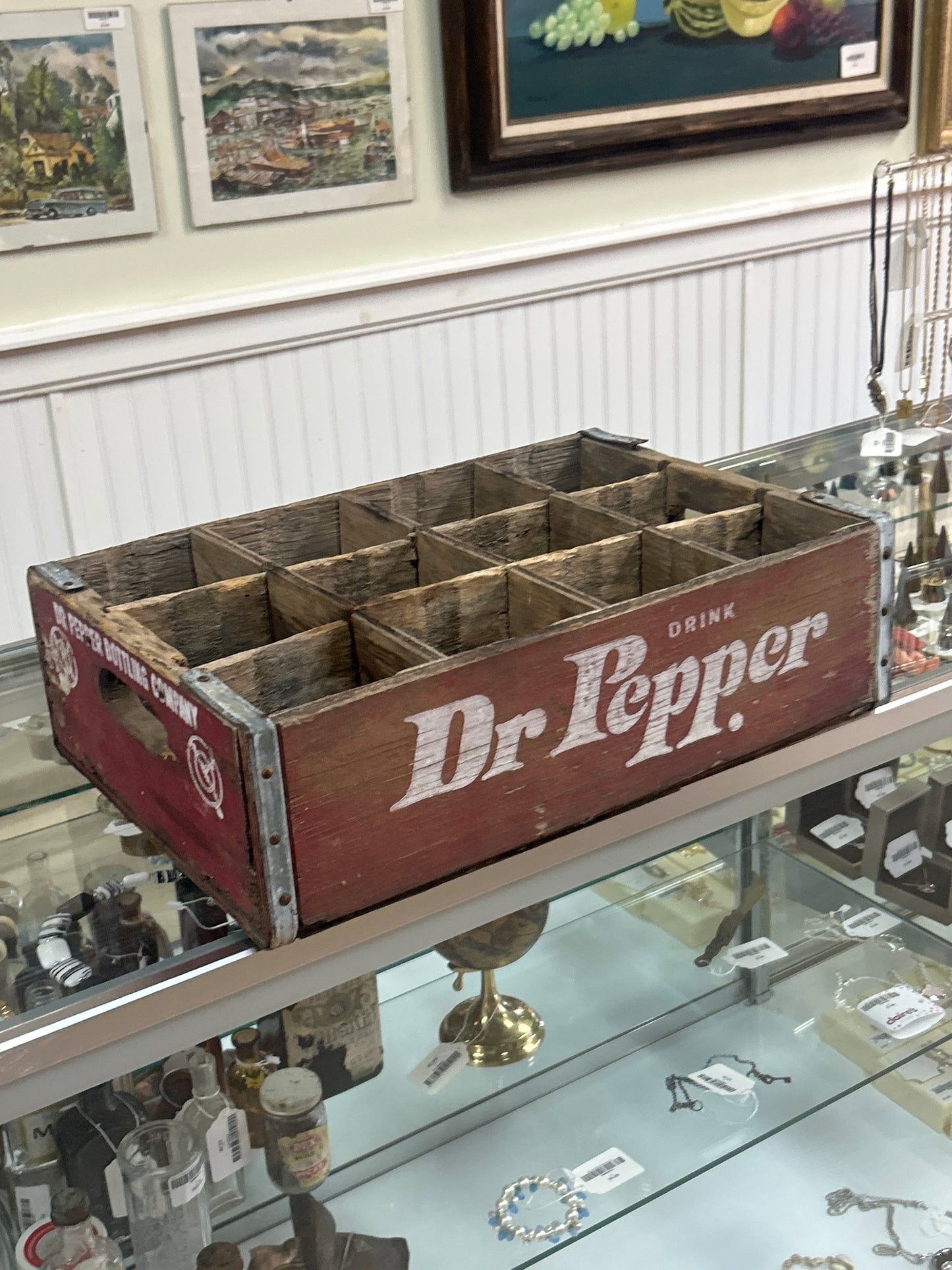 Vintage Dr Pepper crate (well used). Rare