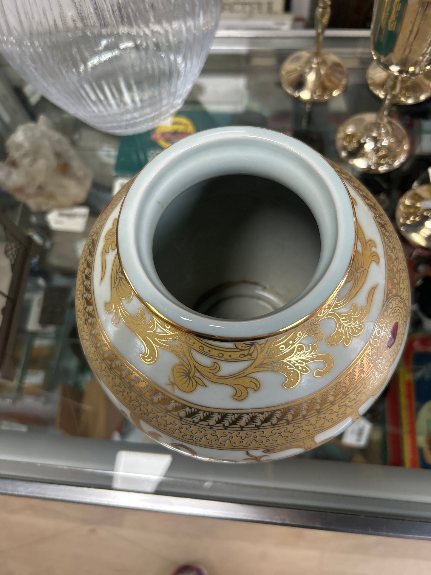 Vintage Chinese Vase 8”
