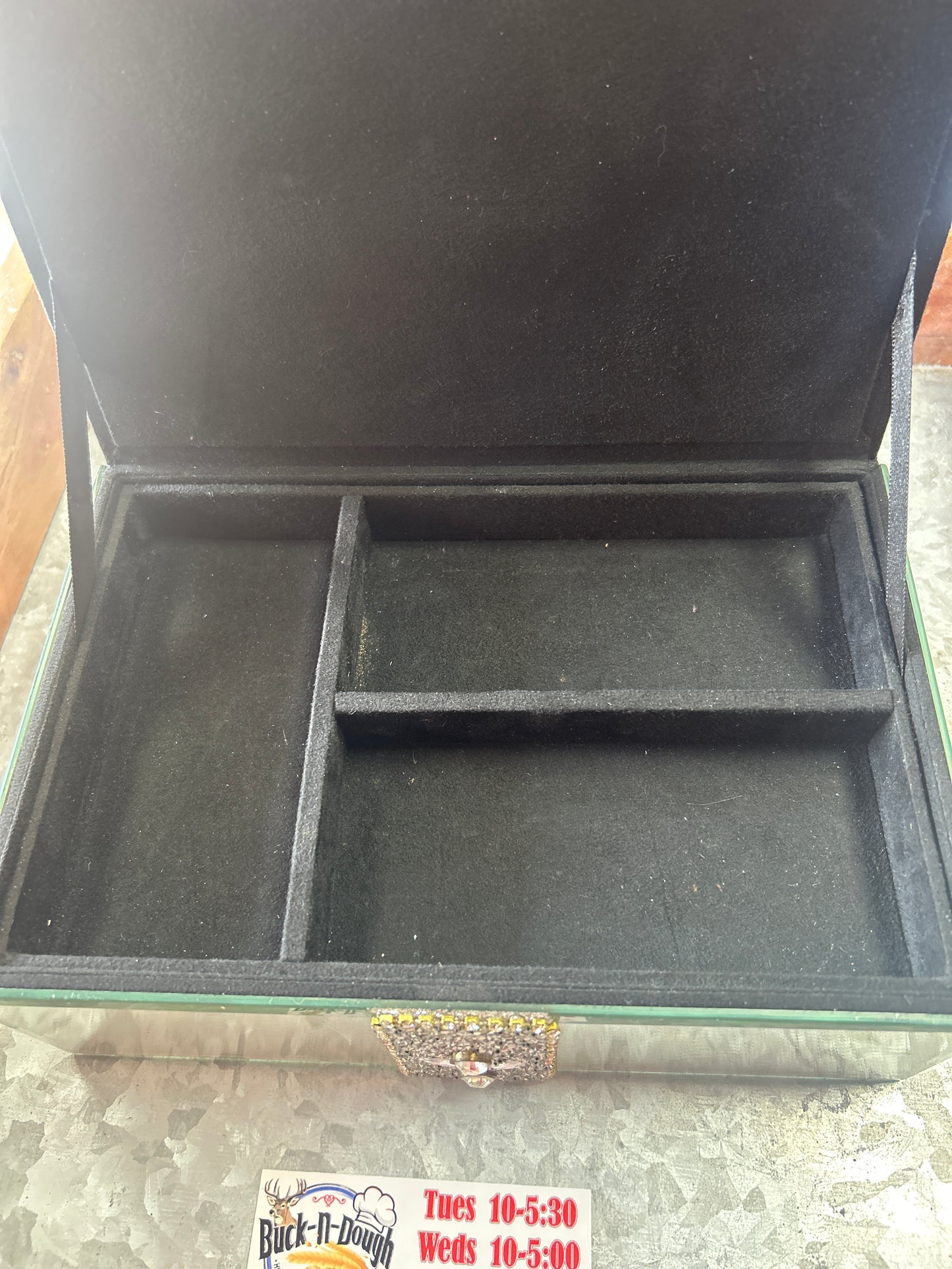 Mirrored Jewelry Box with Glass Decorations (preowned)