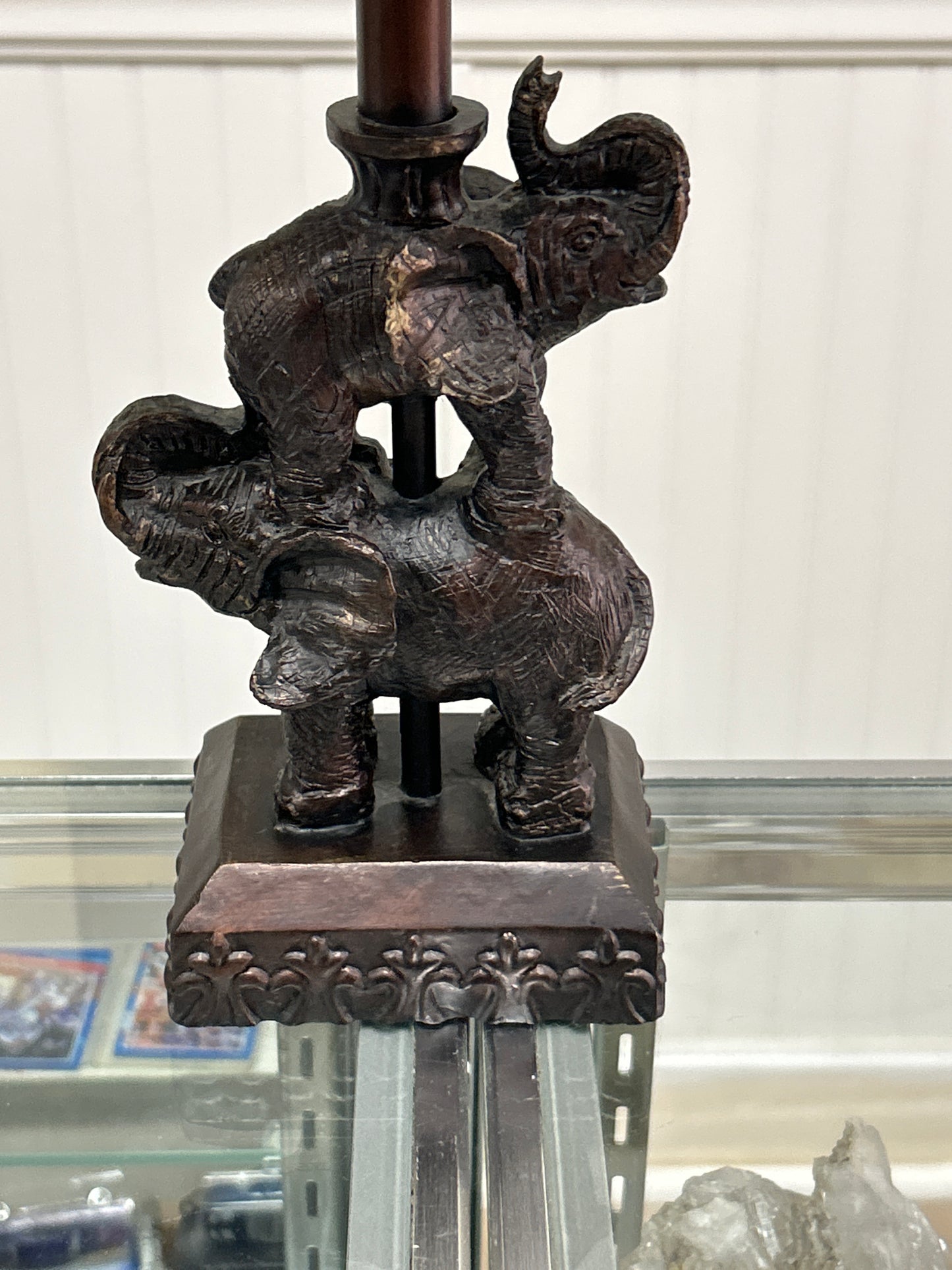 Elephants Stacked Lamp