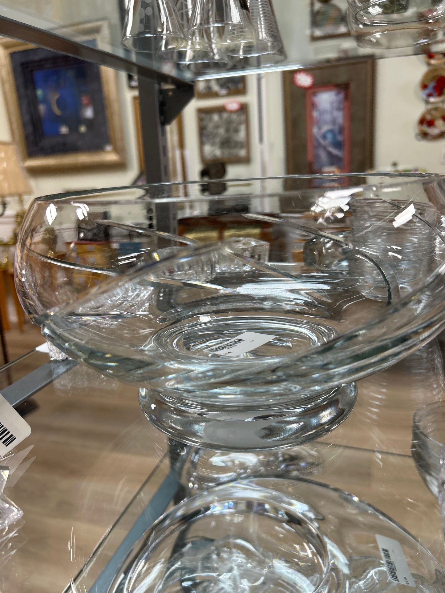 Glass bowl