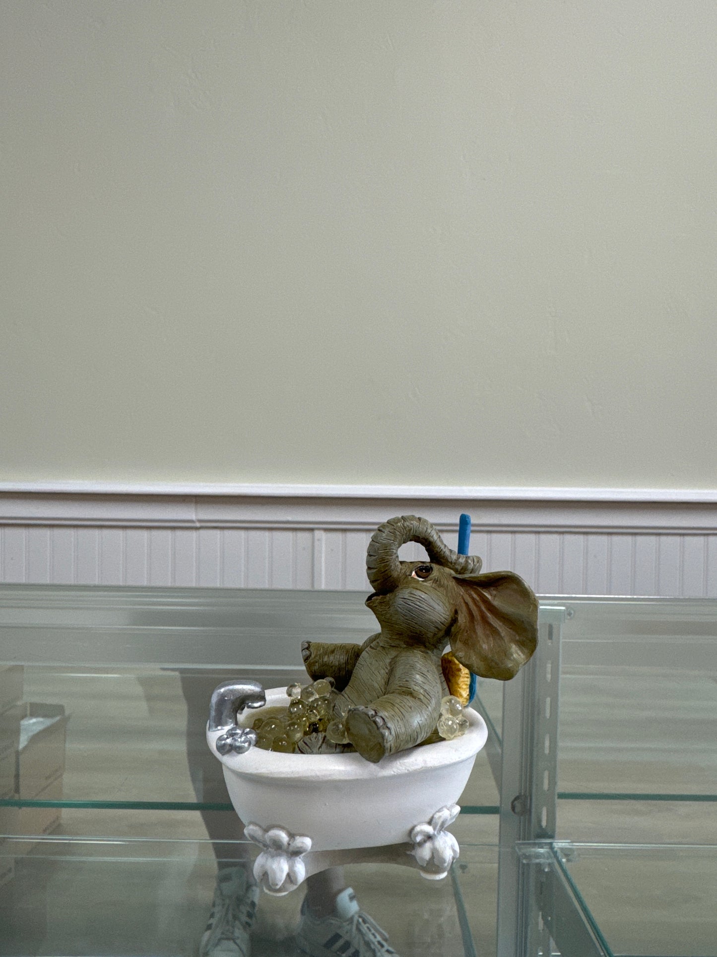 1996 The Hamilton Collection Waterful Ways and Elephant Days “Back Splash”