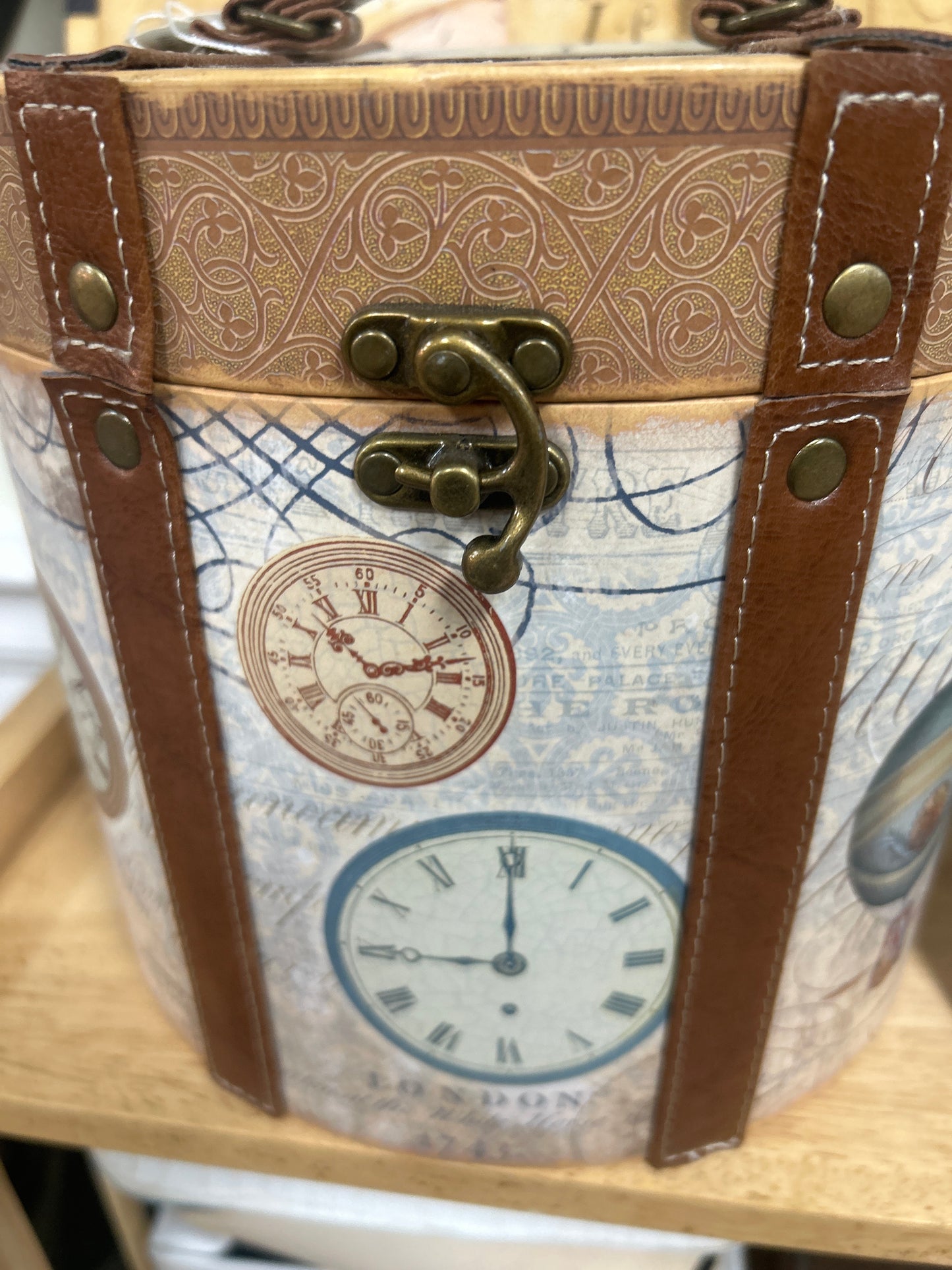 "Stuff" box 8”