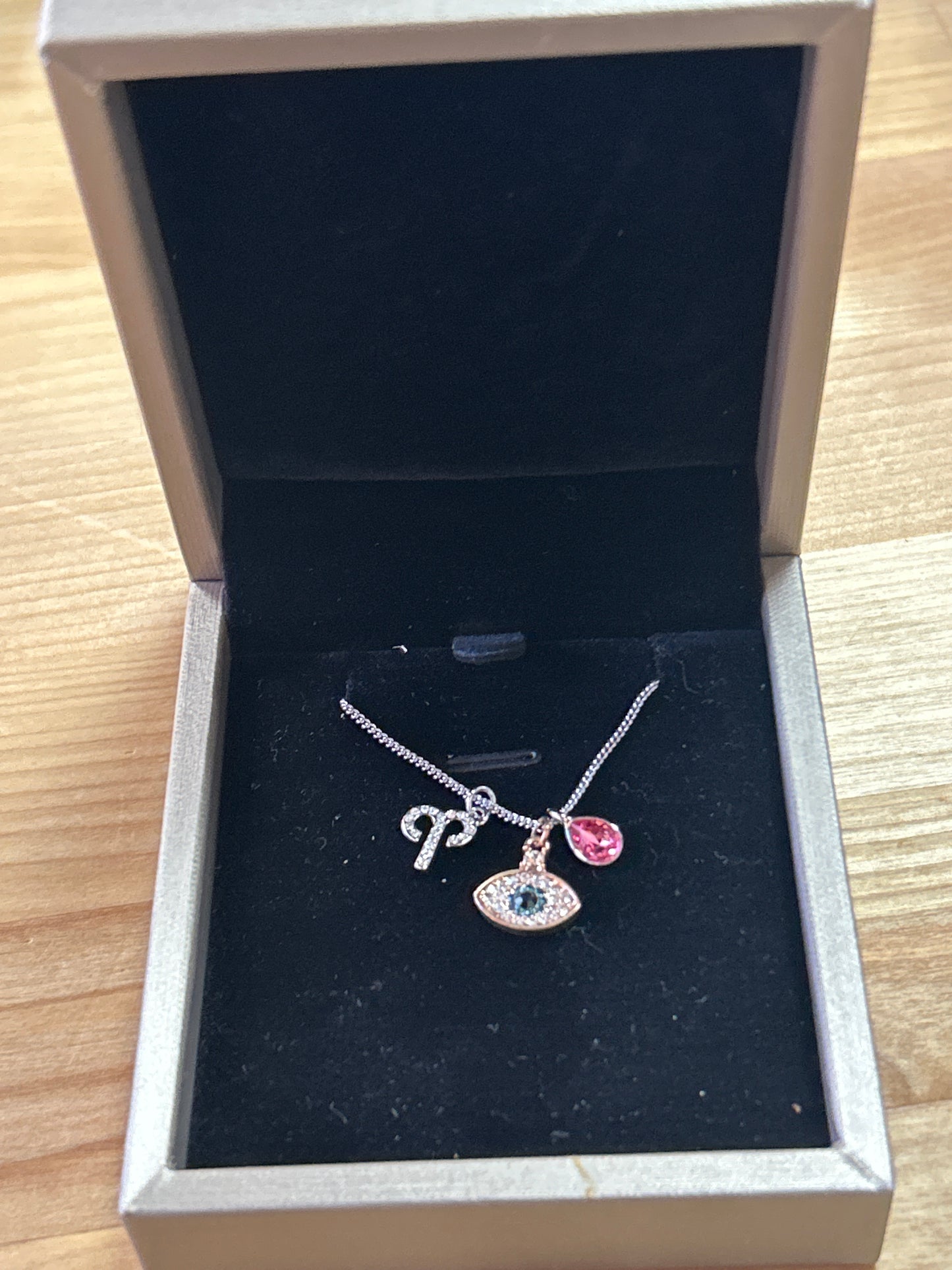 Necklace Eye of Evil (pink)
