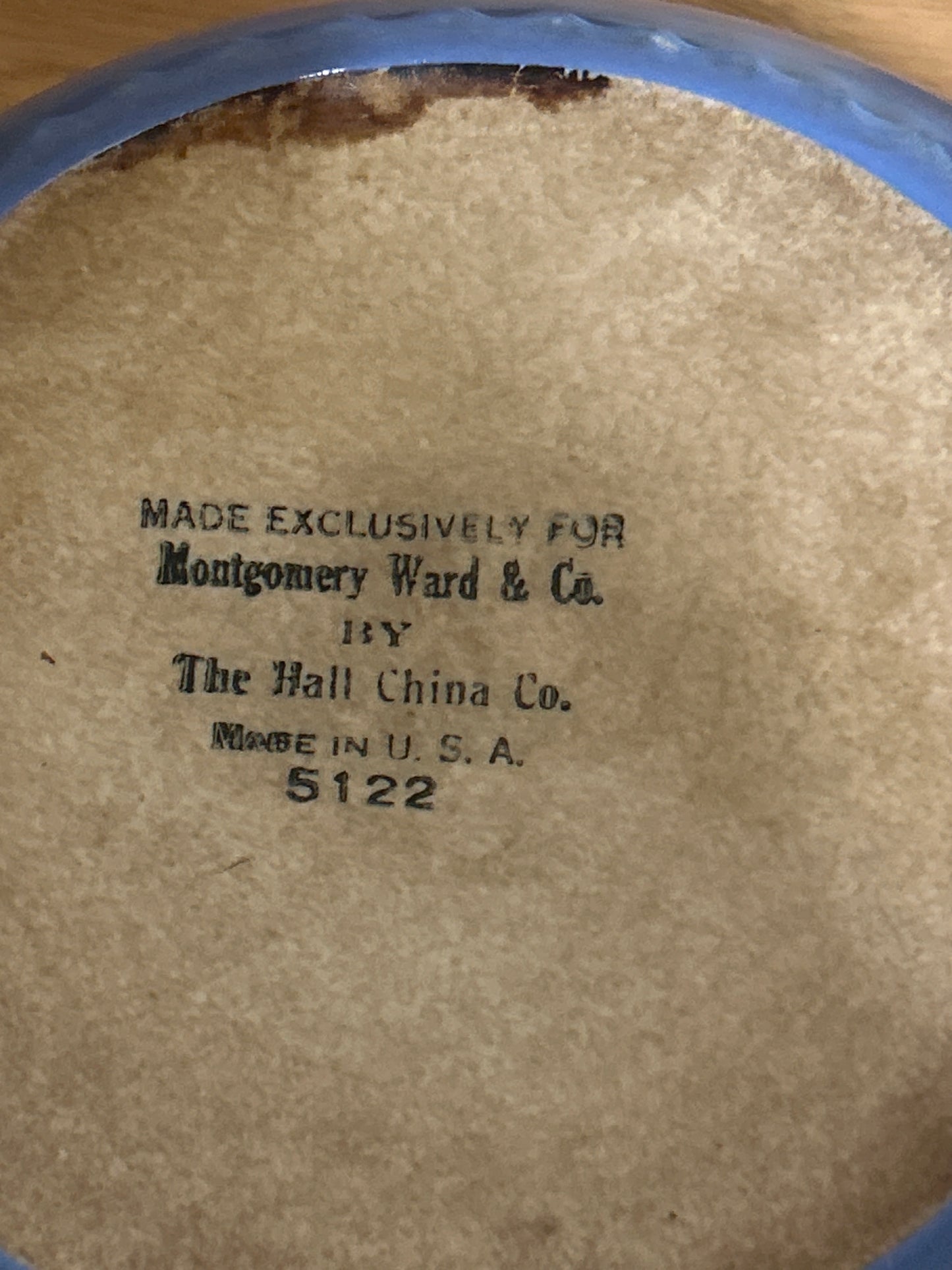VINTAGE BLUE HALL MADE FOR MONTGOMERY WARD CASSEROLE DISH 5122