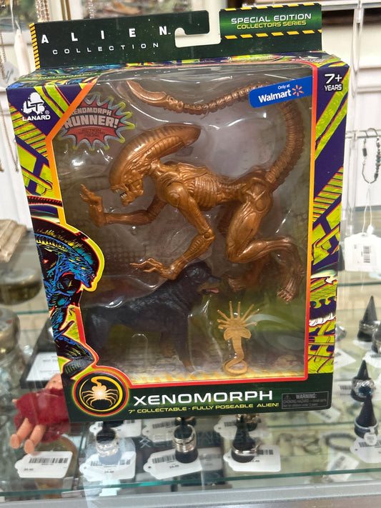 Xenomorph Runner Action Figure is a fully articulated (Walmart Exclusive)