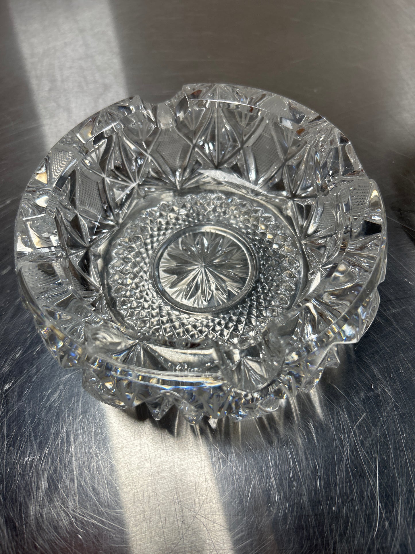 Vintage Clear Glass Ashtray (Chip in top)