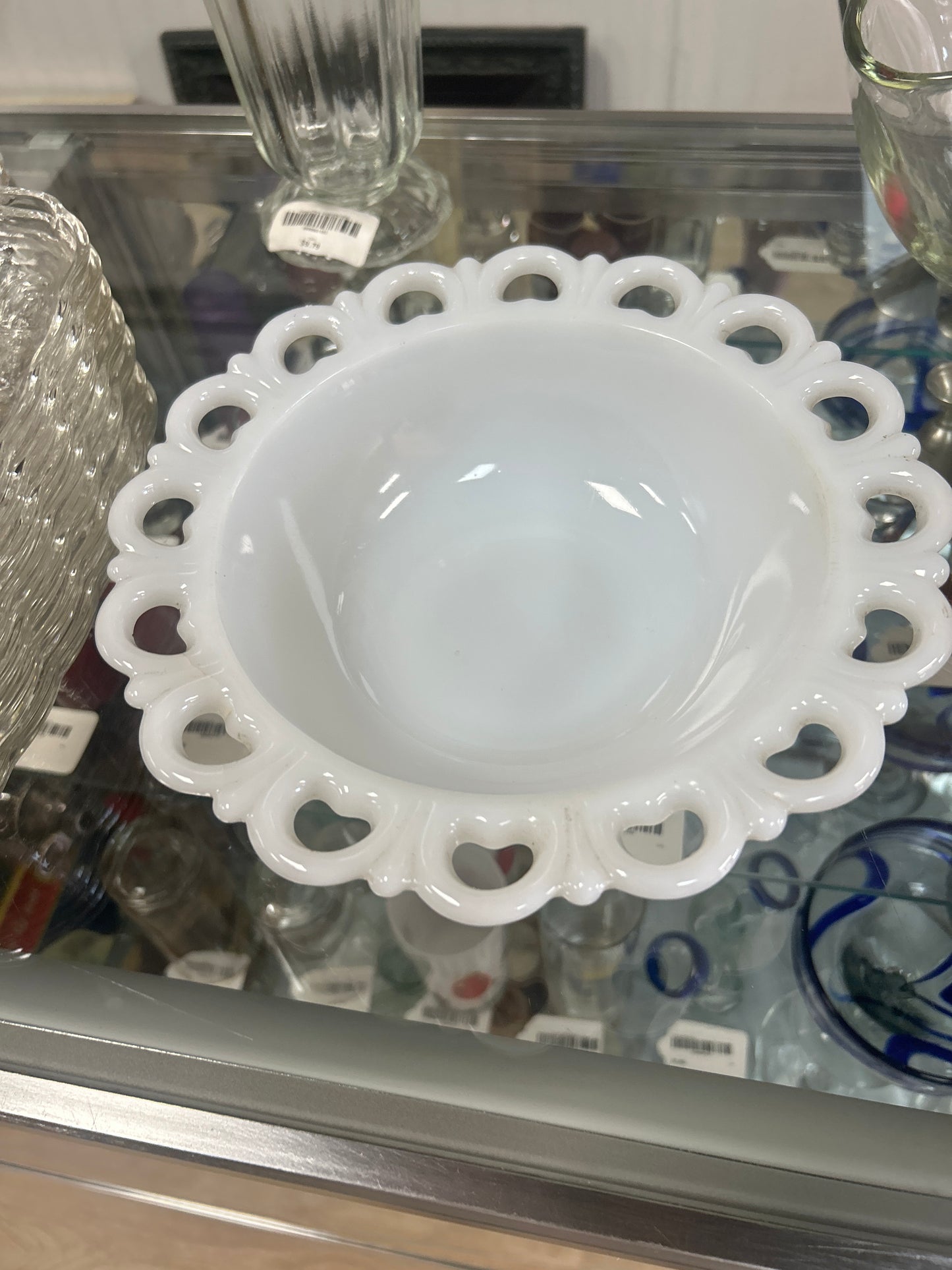 Vintage Anchor Hocking Lace Edge Milk Glass Serving Bowl (has small crack)