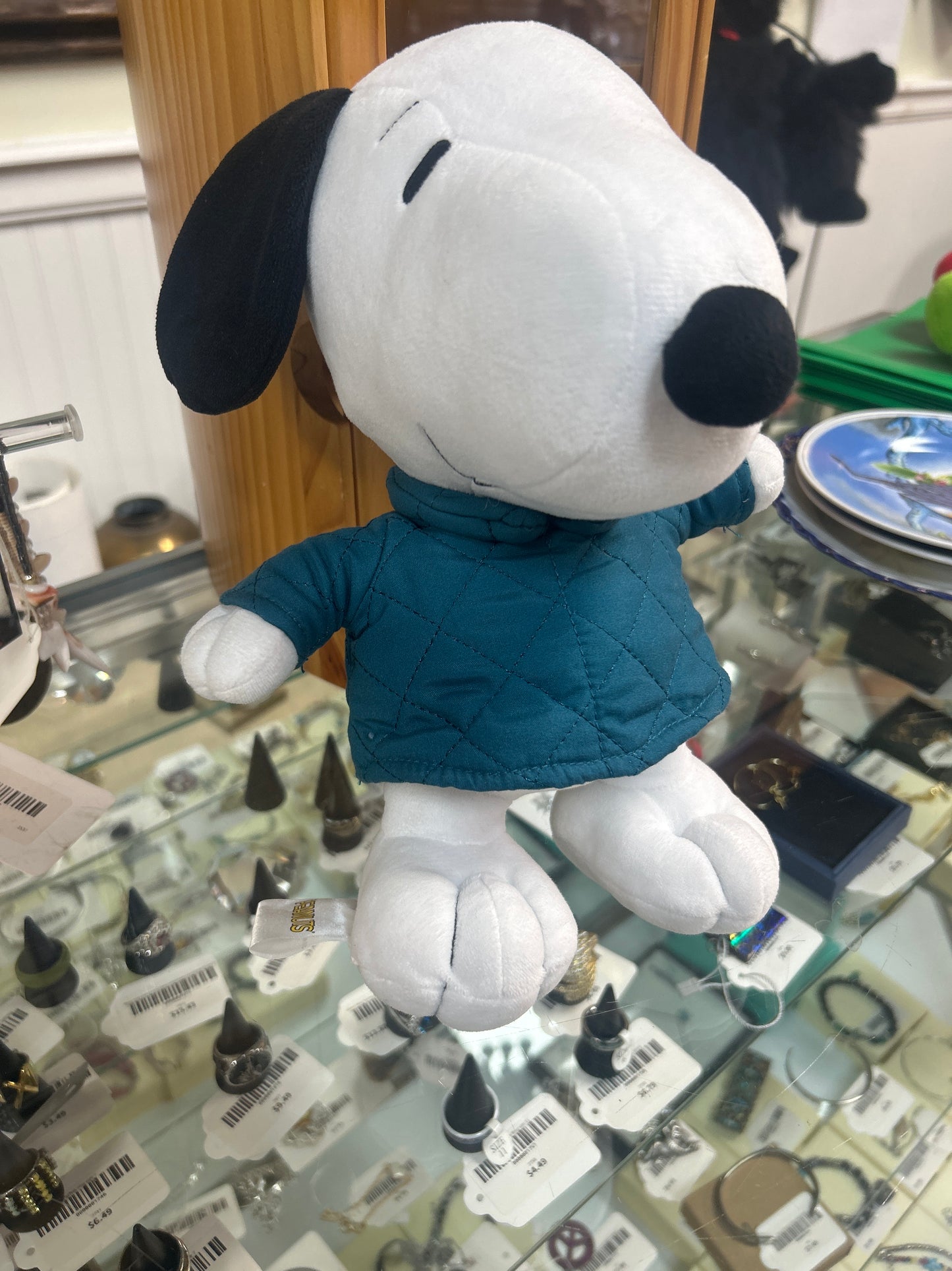 Snoopy plush toy wearing a blue puffer coat Pre-owned. Excellent Shape