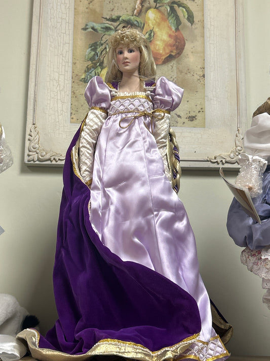 Franklin Heirloom Doll Rapunzel 1988
by Gerda Neubacher (box is rough)
