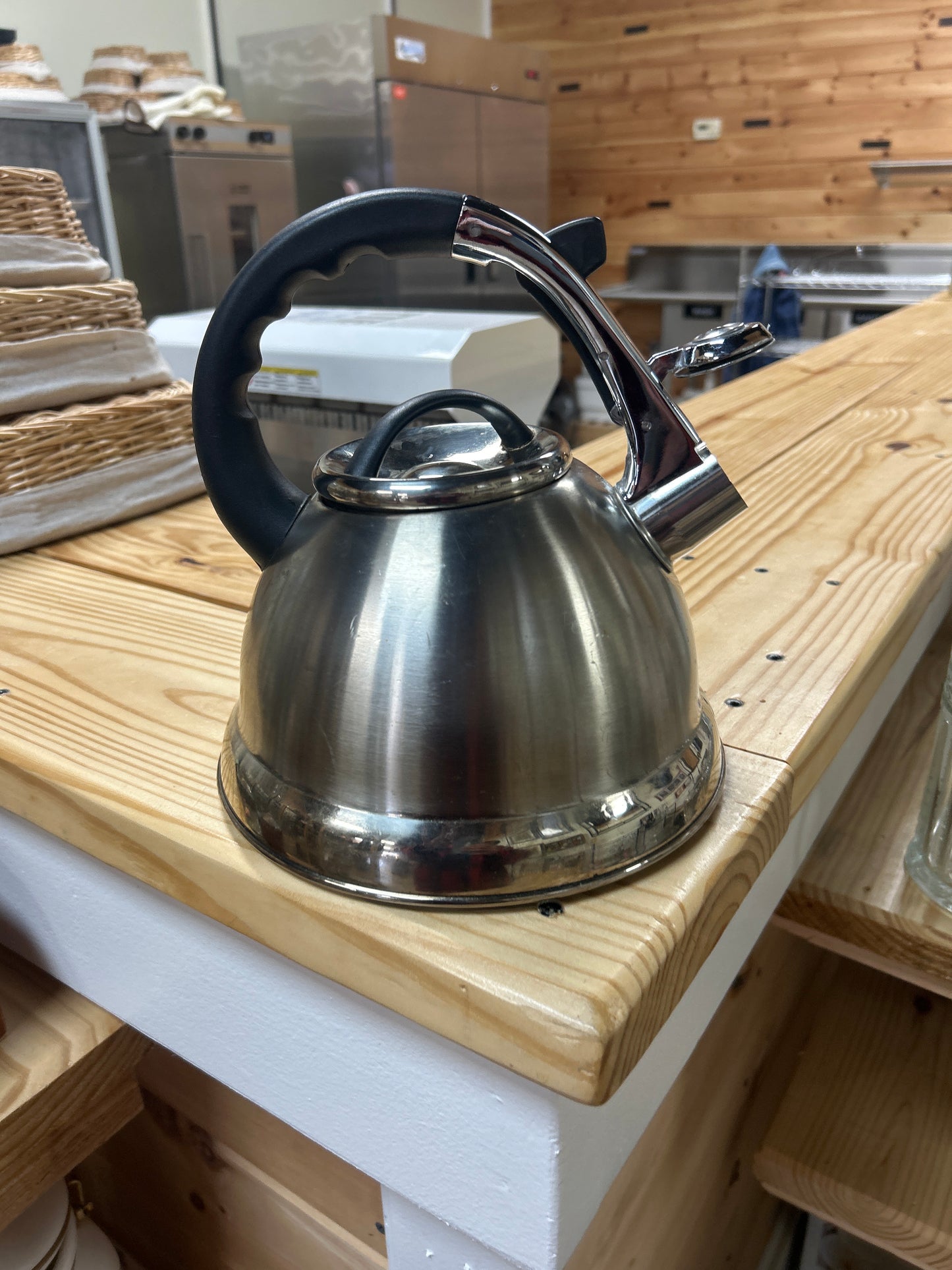 Creative Home Tea Pot Preowned