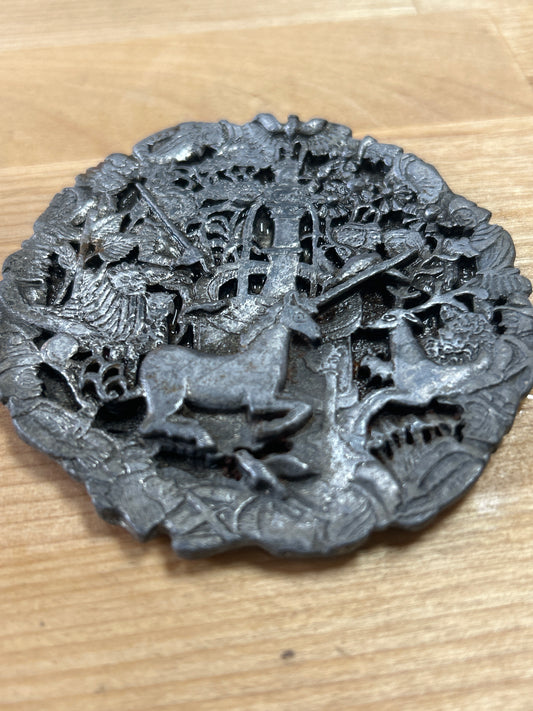METZKE DESIGNS 1978 PEWTER UNICORN (excellent paper weight).