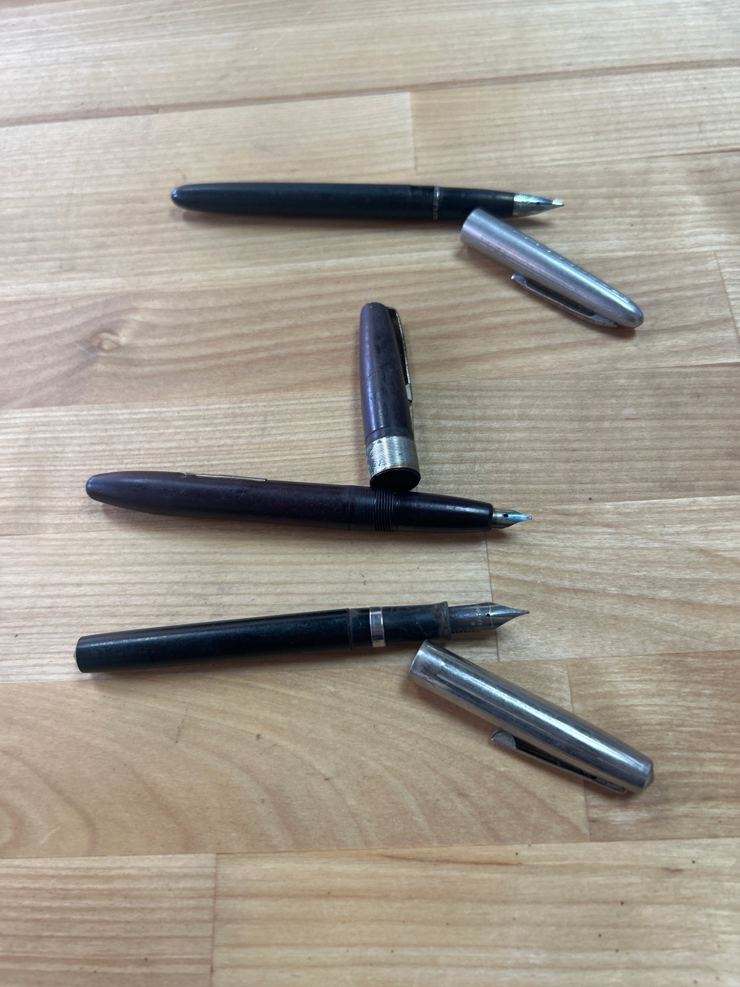 Lot of 3 fountain pens