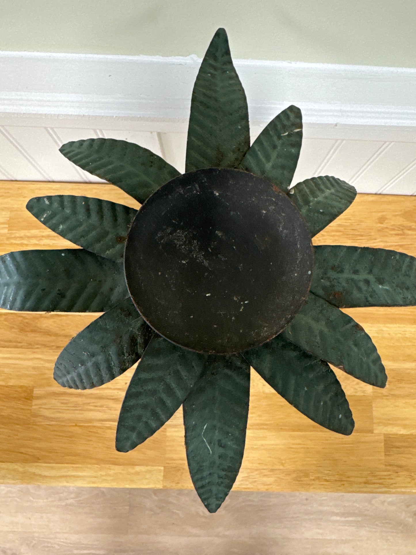 Candle Holder Palm Tree with 2 Monkeys