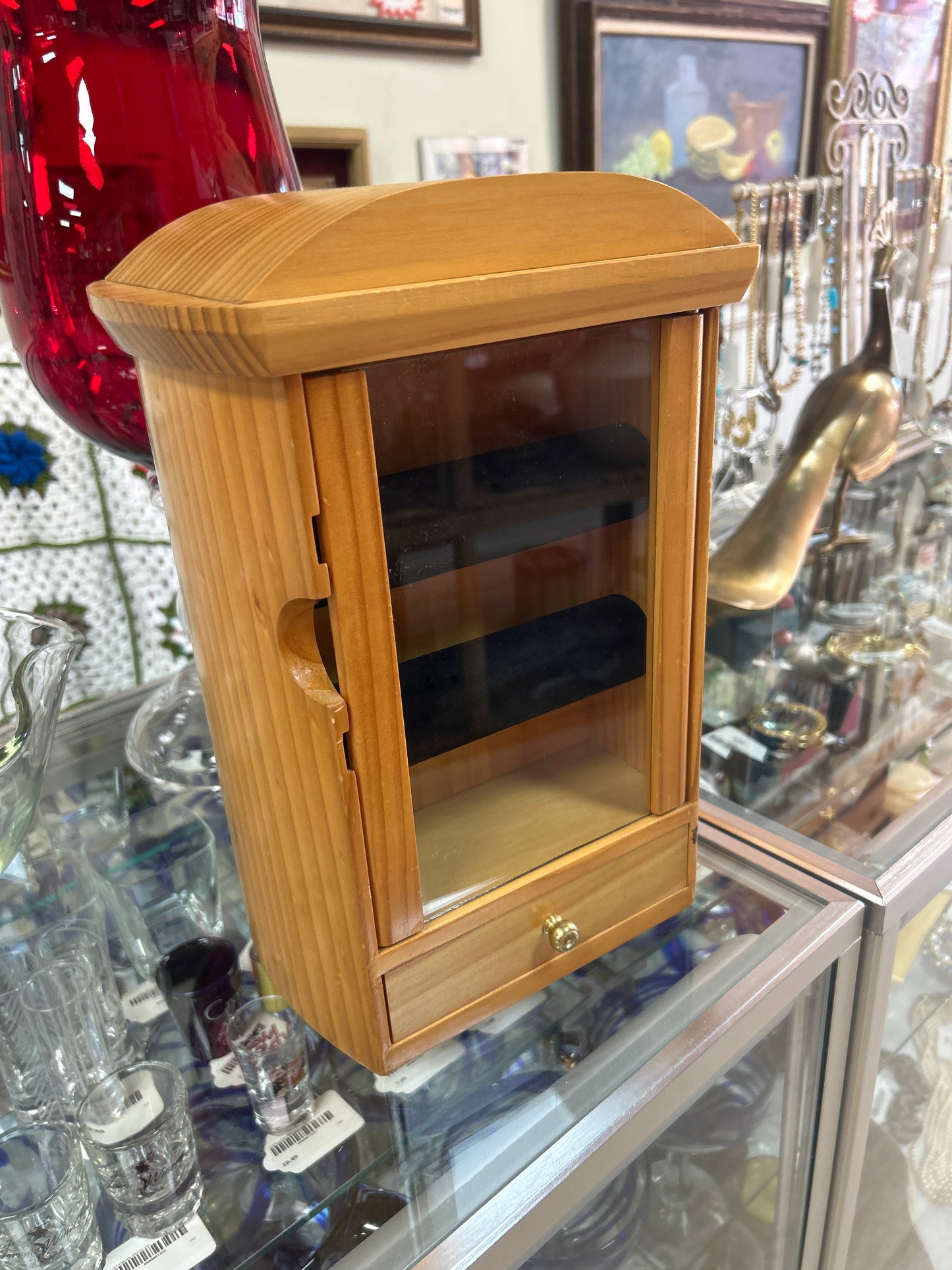 Wood jewelry display