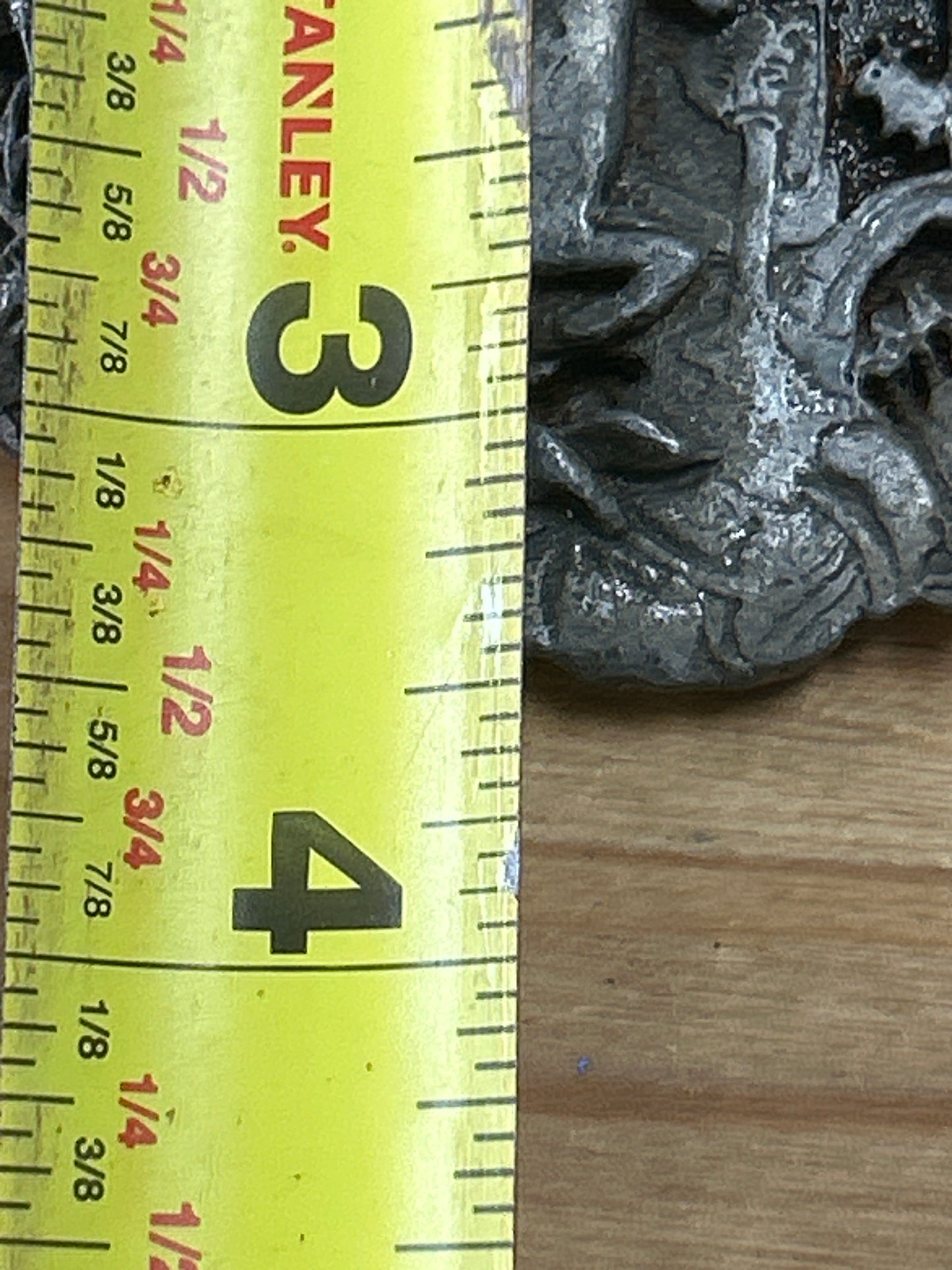 METZKE DESIGNS 1978 PEWTER UNICORN (excellent paper weight).