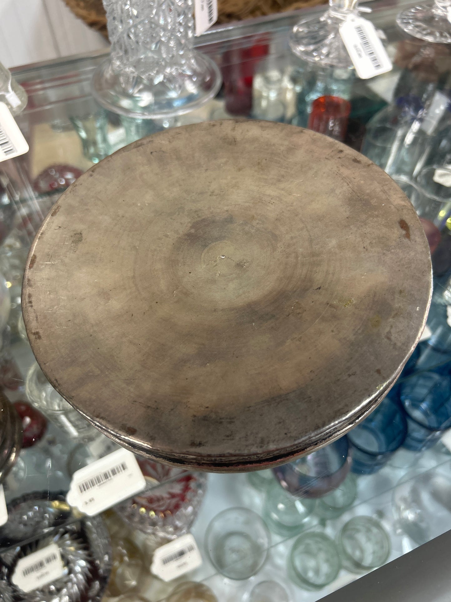 Vintage trinket box (8” round) unmarked