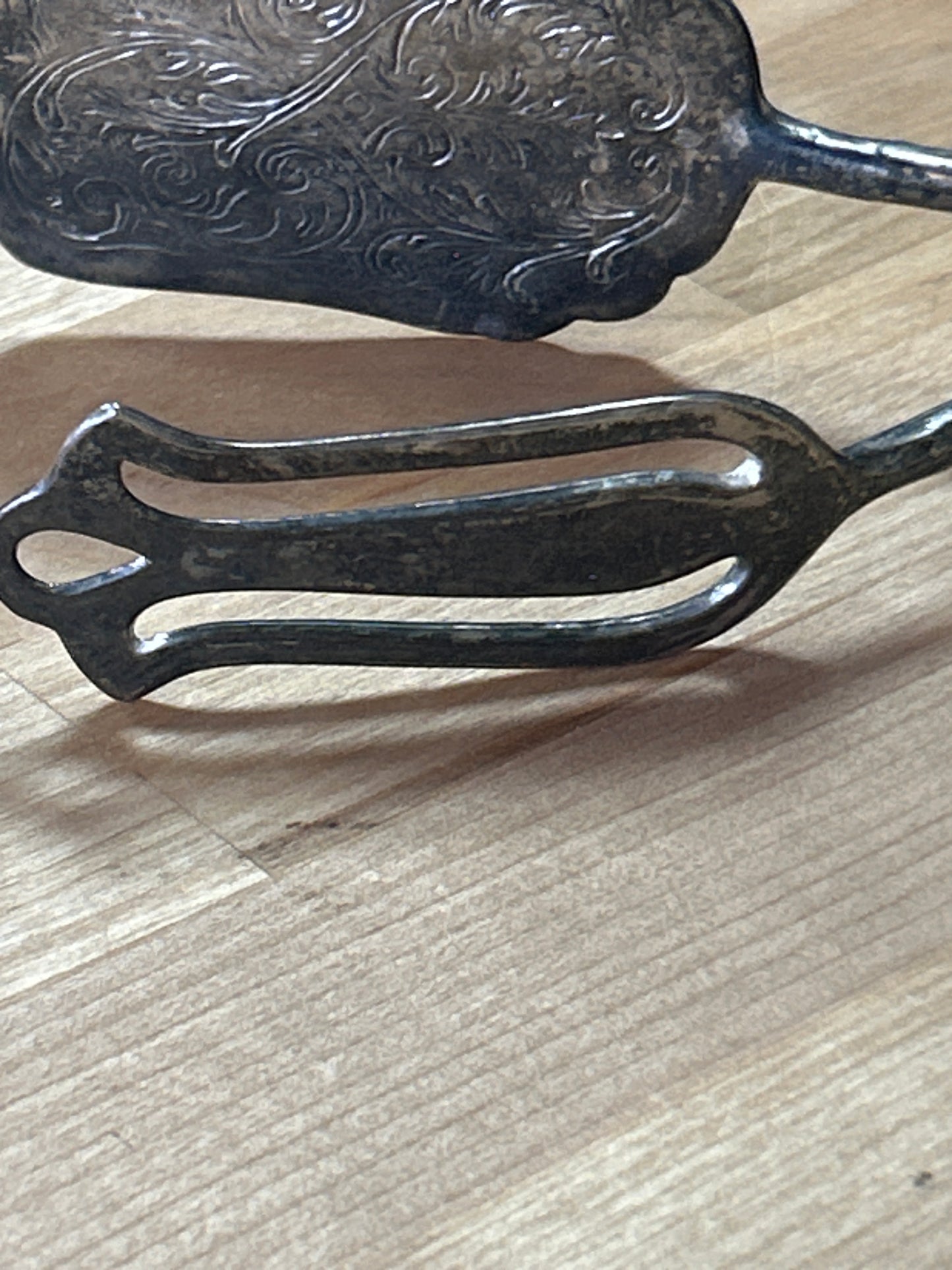 Vtg Silverplate Zinc Alloy Tongs Salad Pastry Sandwich Cake Bread Roll Server