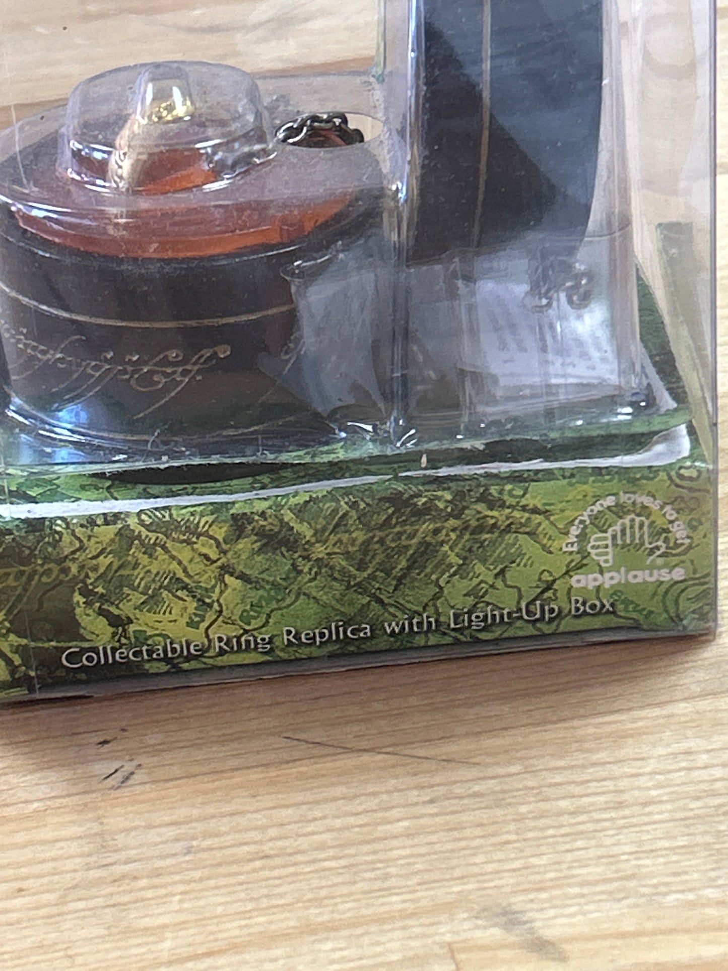 LOTR Fellow Ship of the Ring The "One" Ring Collectable Replica 2001 (does not make sound and may or may not need battery) AS IS