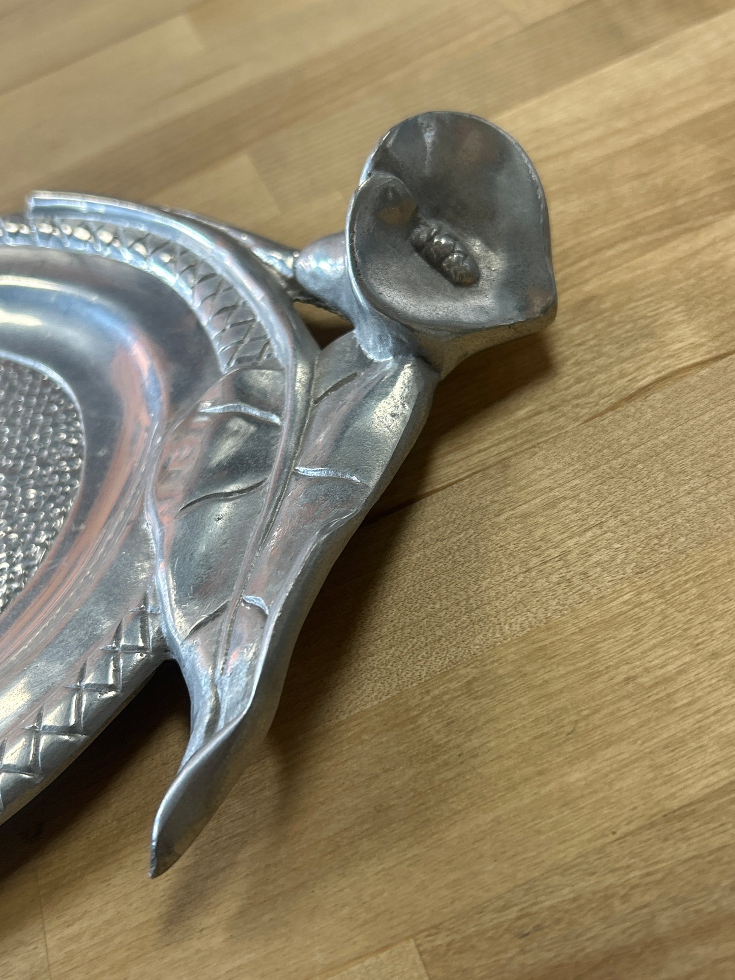 Vintage Aluminum Flower Platter/ Tray (17” flower tip to flower tip)