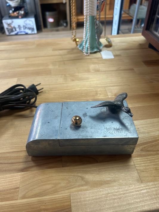 Vintage Masterbilt Lighter