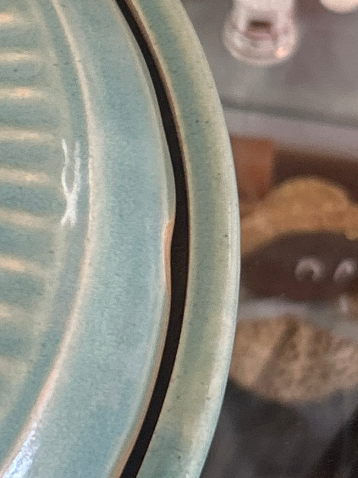 USA Vintage Glazed Ceramic Ribbed Casserole Serving Dish with Lid in Teal Green