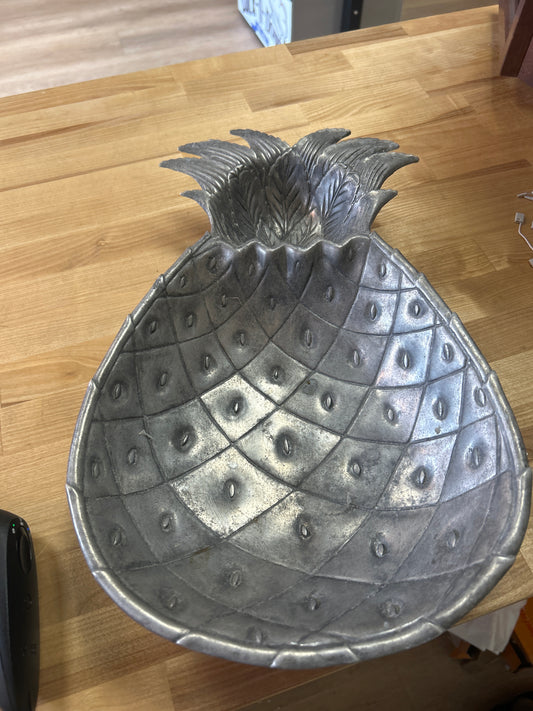 Author Court Pineapple