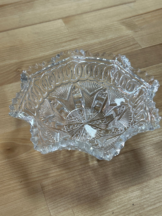 Higbee Yoke and Circle 1912 EAPG Glass Rose Bowl Antique Pressed Glass
