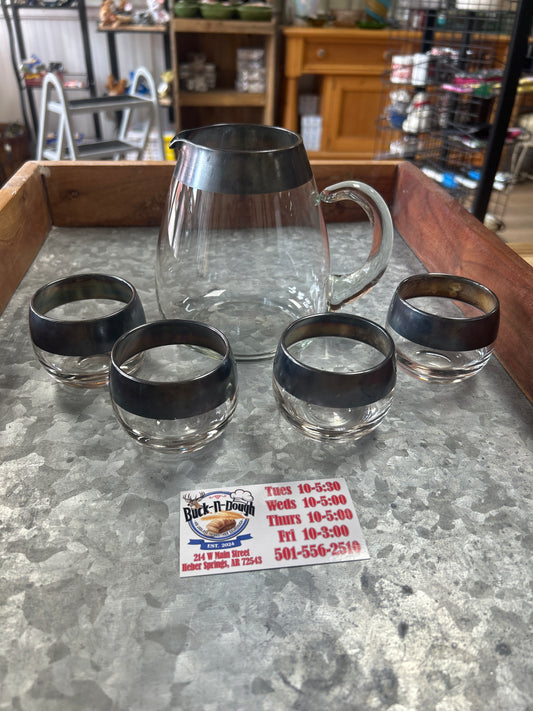 Vtg Dorothy Thorpe Silver Band Ice Lip Bulbous Pitcher Set 4 Glasss